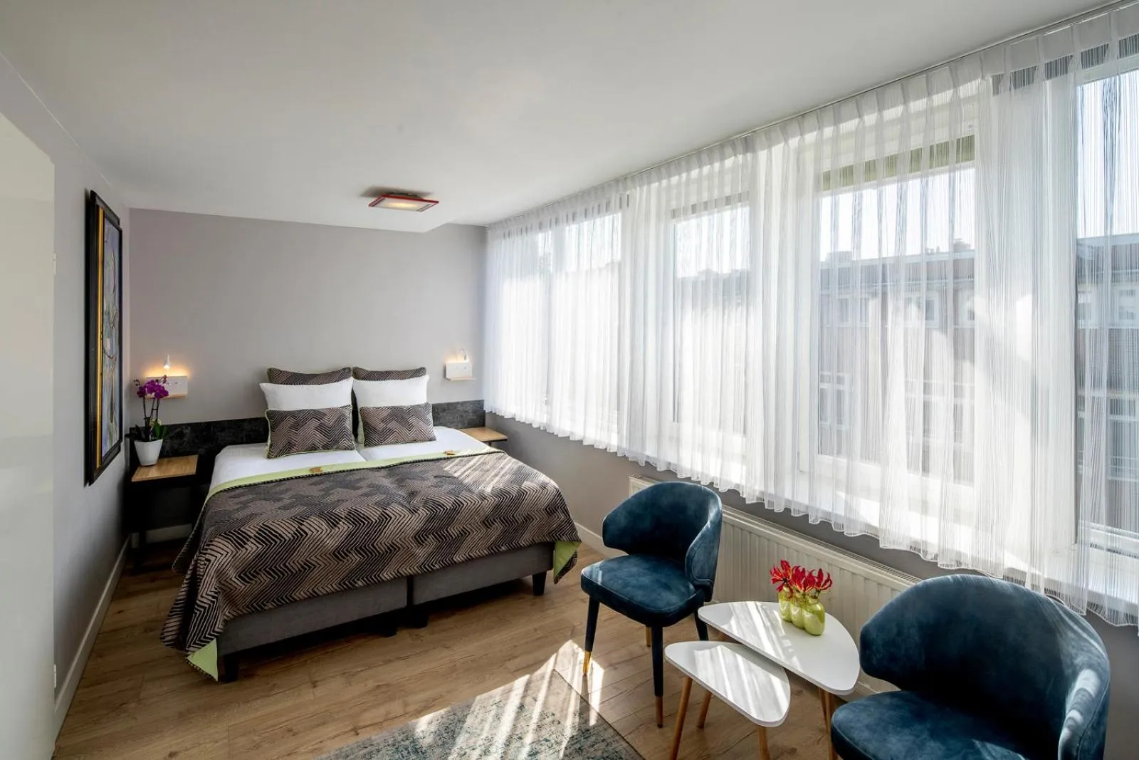 Bed in Jupiter Hotel