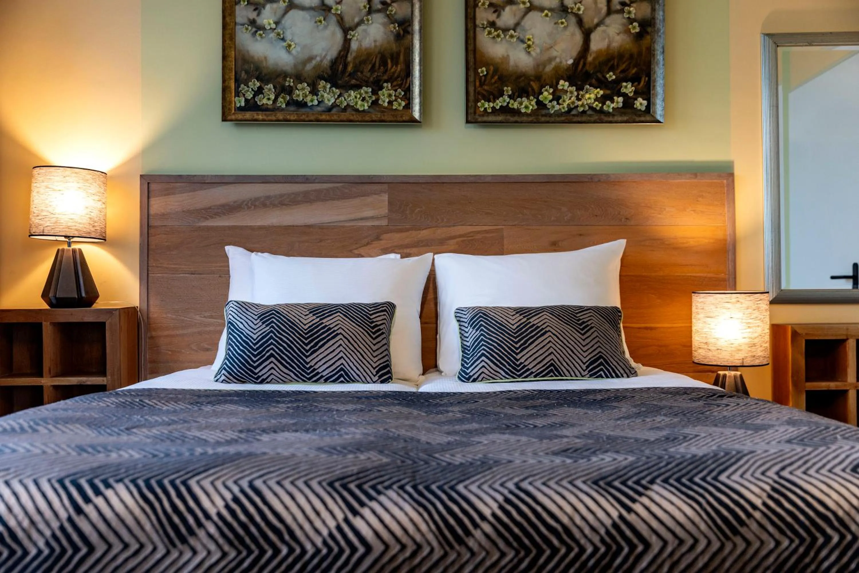 Bed in Jupiter Hotel