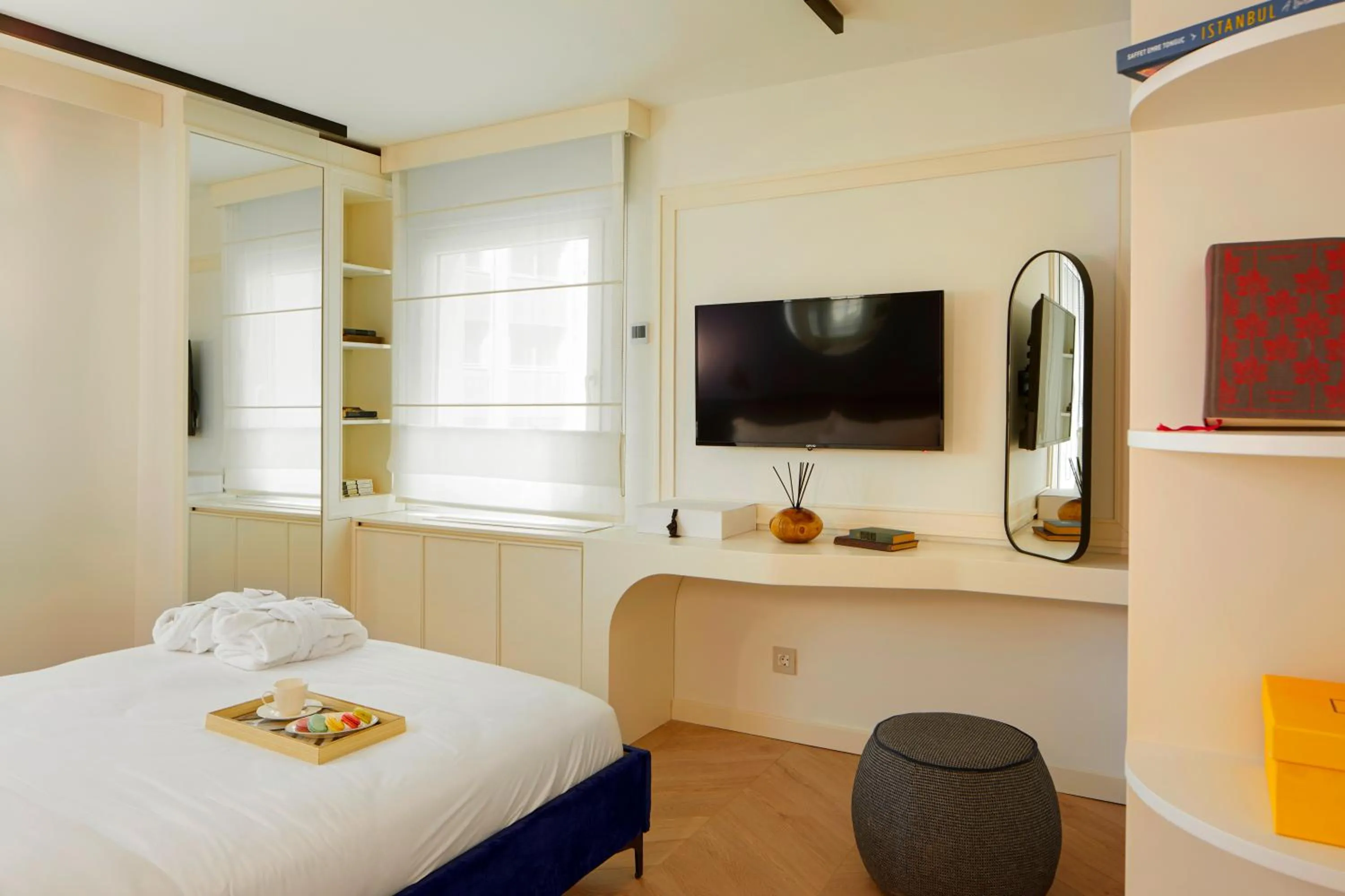 Bedroom, Bed in G Residences Gayrettepe