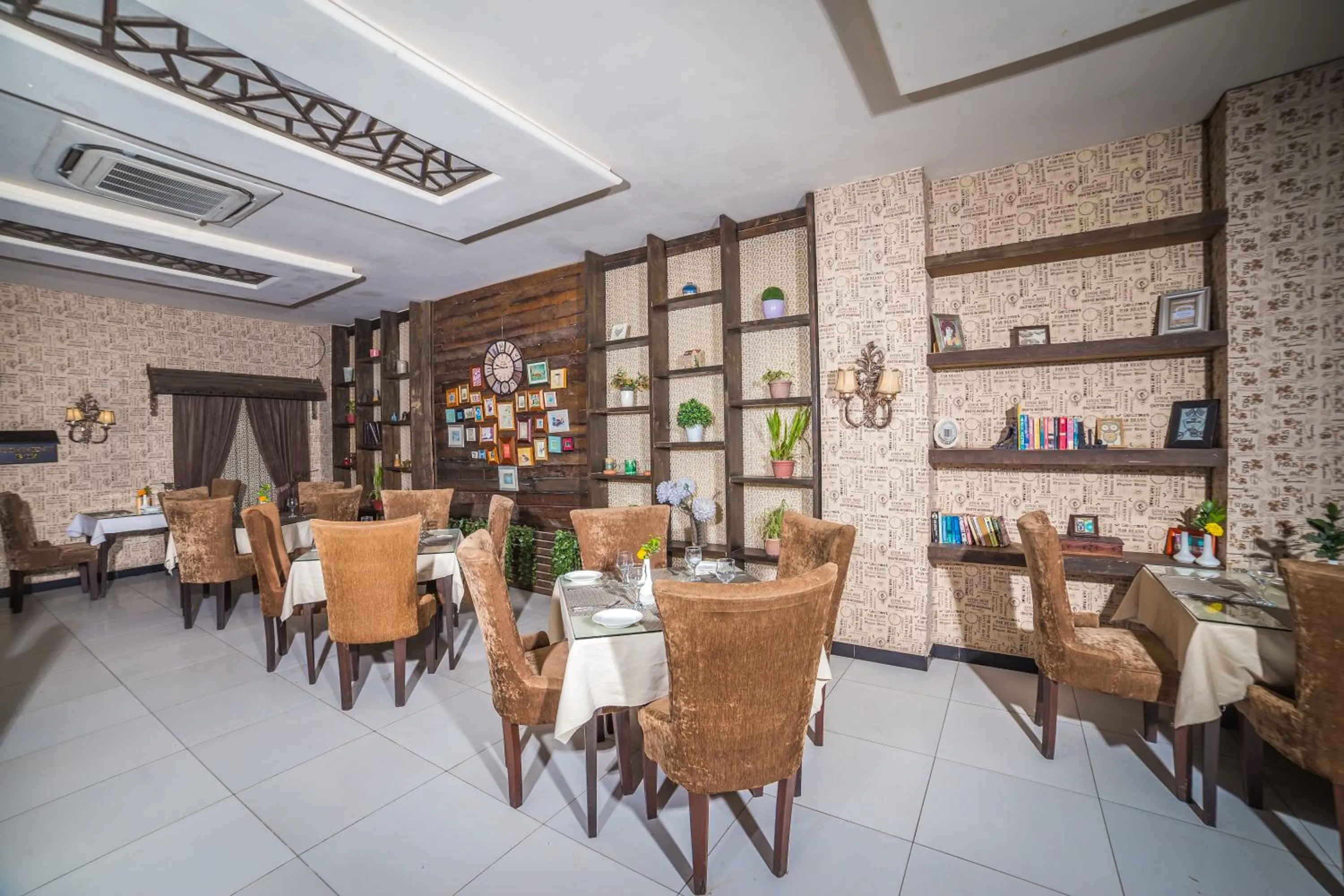 Shelton's Rezidor Peshawar