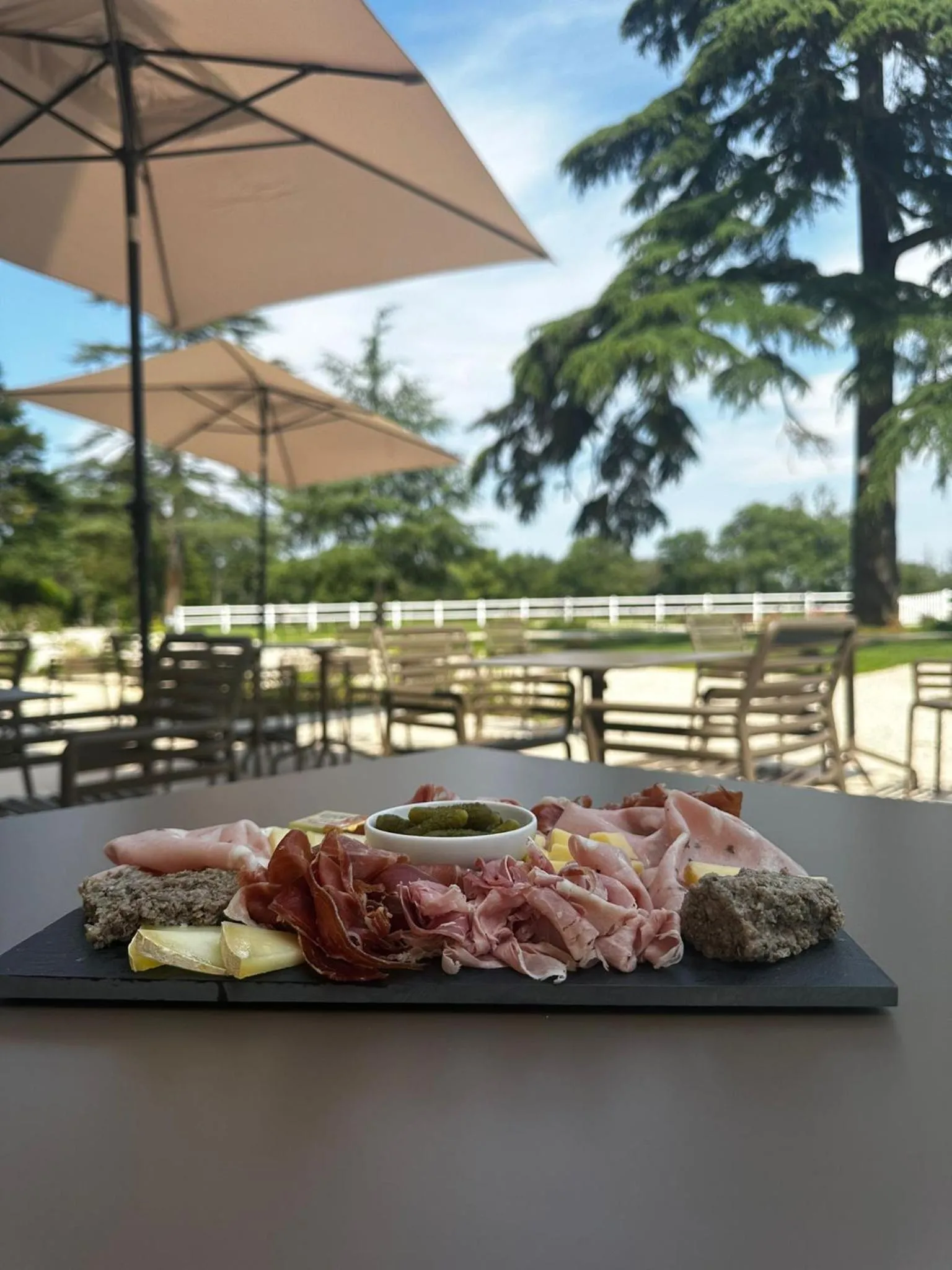 Patio in Domaine de l'Ecorcerie