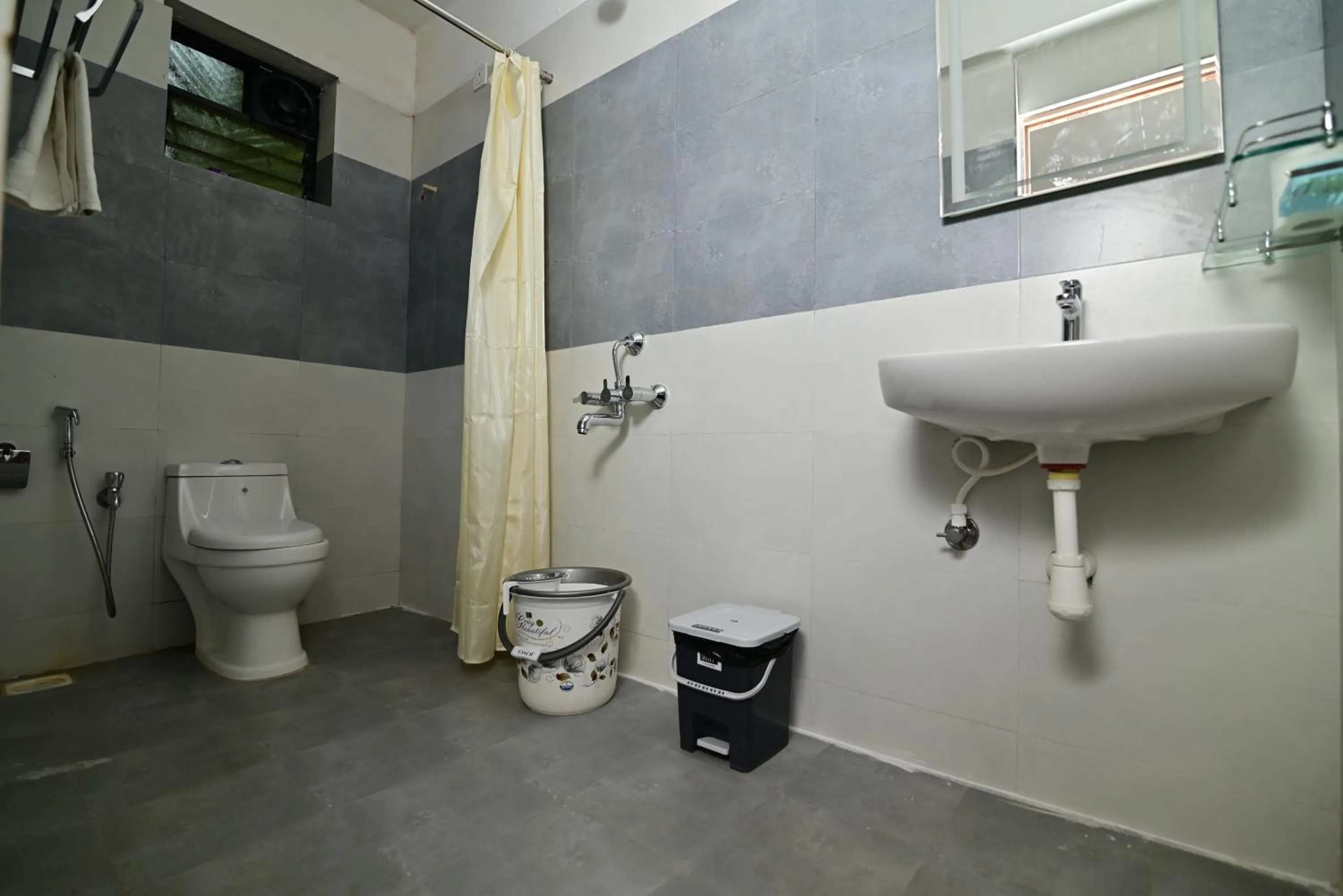 Bathroom in Q lite Calangute