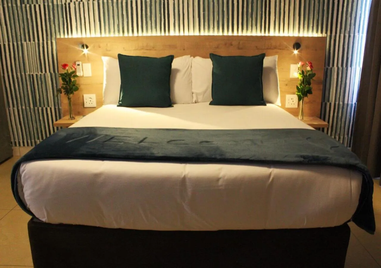 Bed in Bayside Self Catering and Hotel 14 Monty Naicker Pinestreet Durban