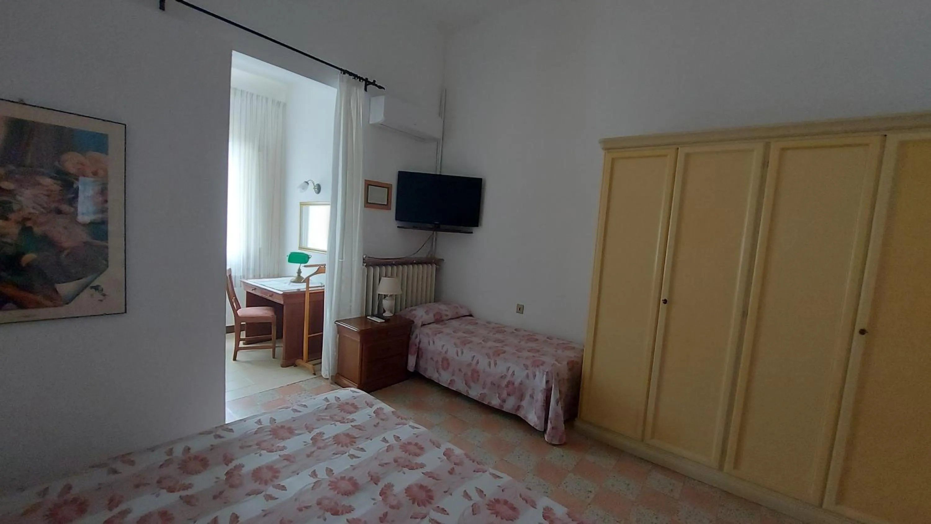 Bed in Albergo Regina