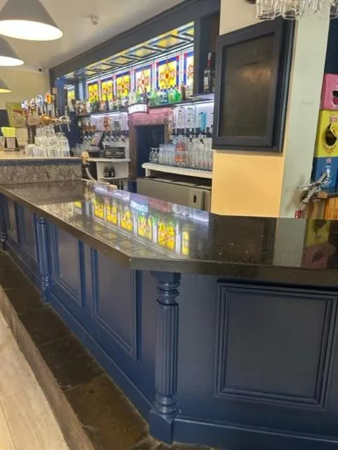 Lounge or bar in Drummond Hotel