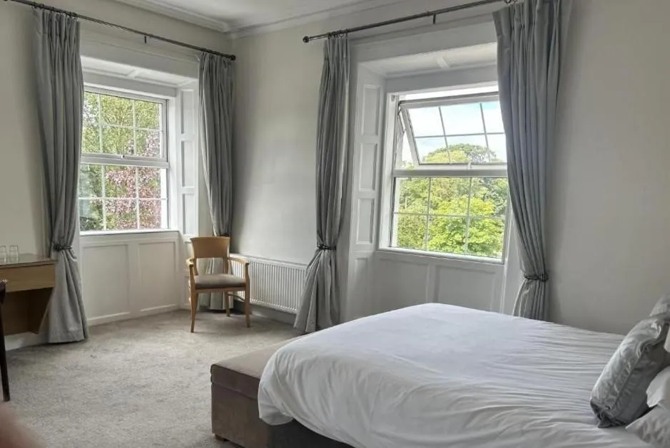 View (from property/room), Bed in Drummond Hotel