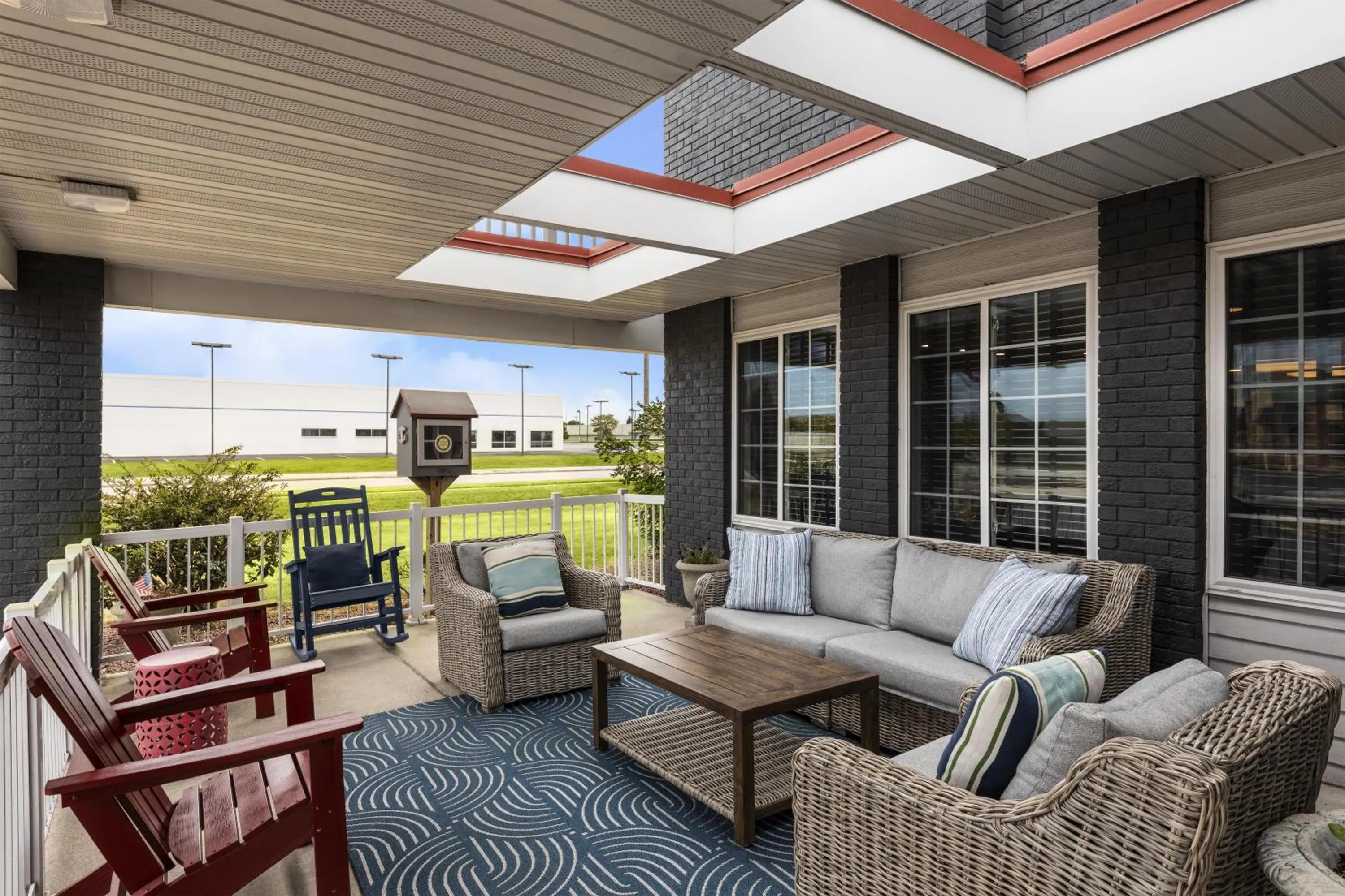 Property building in Harbor Town Inn, BW Signature Collection