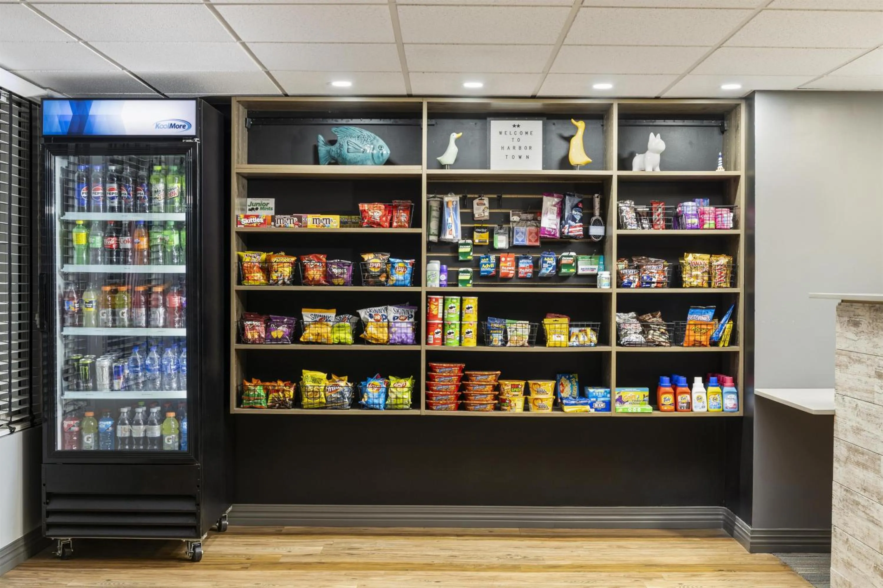 Property building in Harbor Town Inn, BW Signature Collection