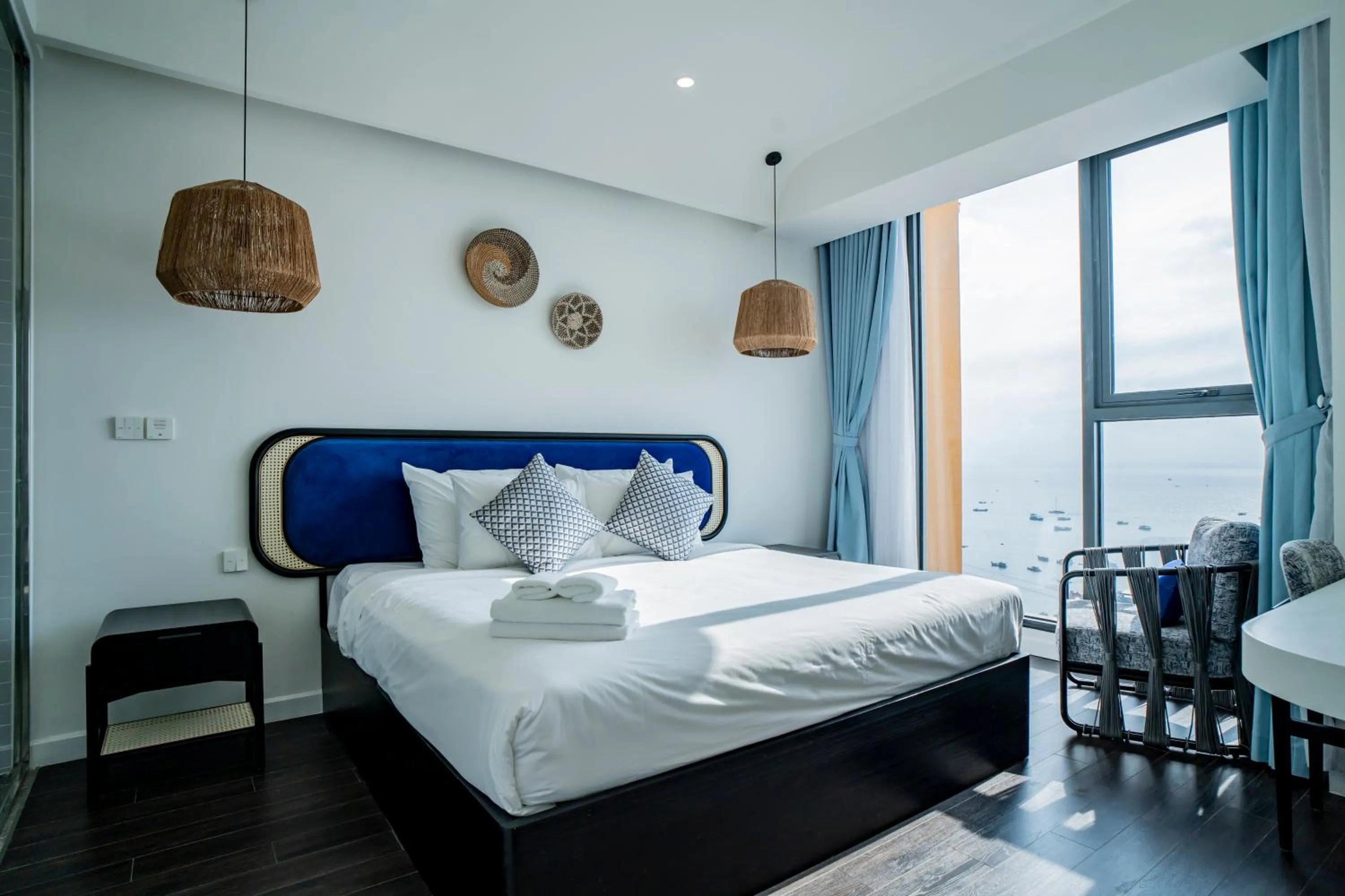 Photo of the whole room, Bed in We Young Apartments by HOFs - Fireworks & Ocean view