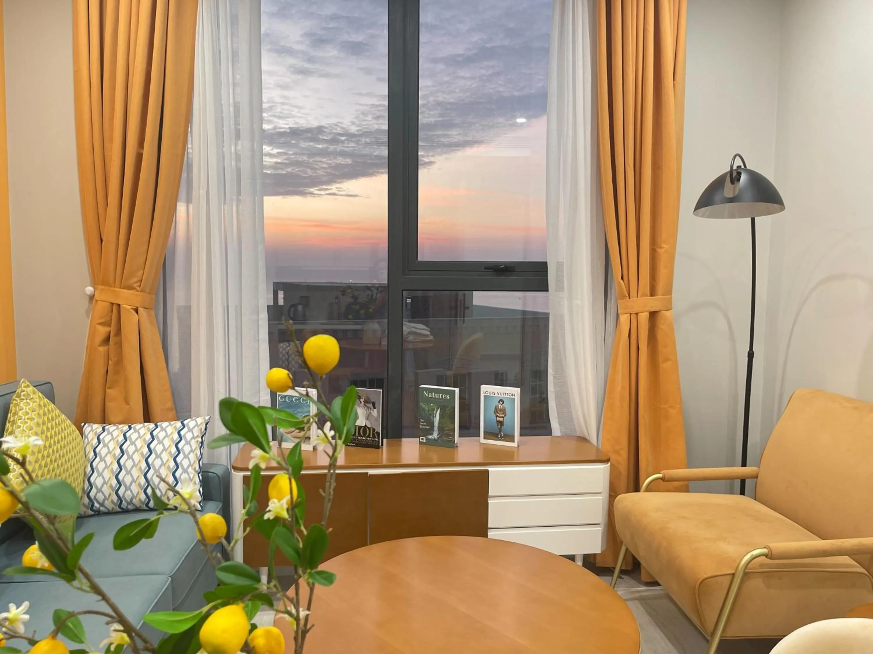 Seating area in We Young Apartments by HOFs - Fireworks & Ocean view