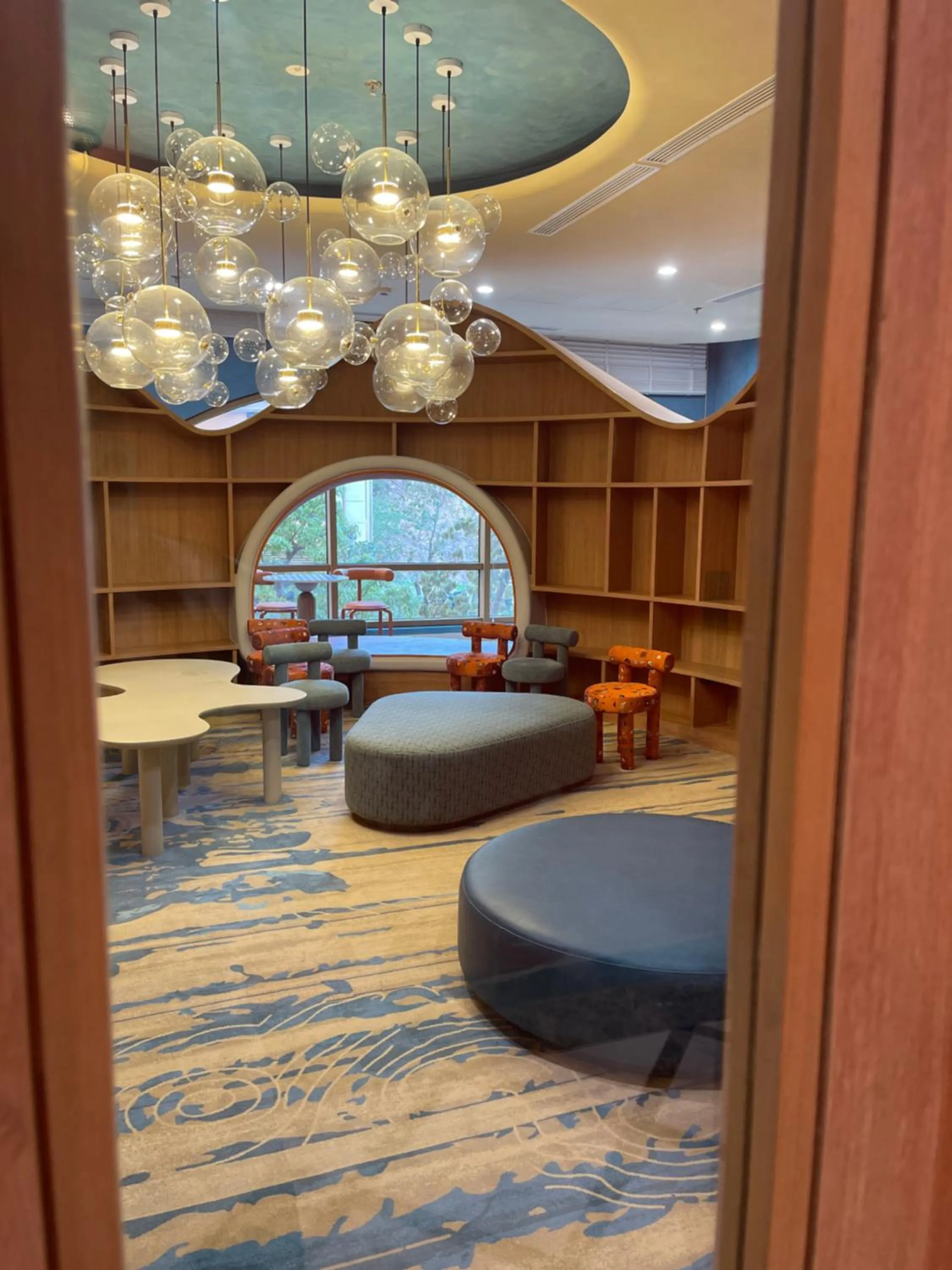 Seating area in We Young Apartments by HOFs - Fireworks & Ocean view