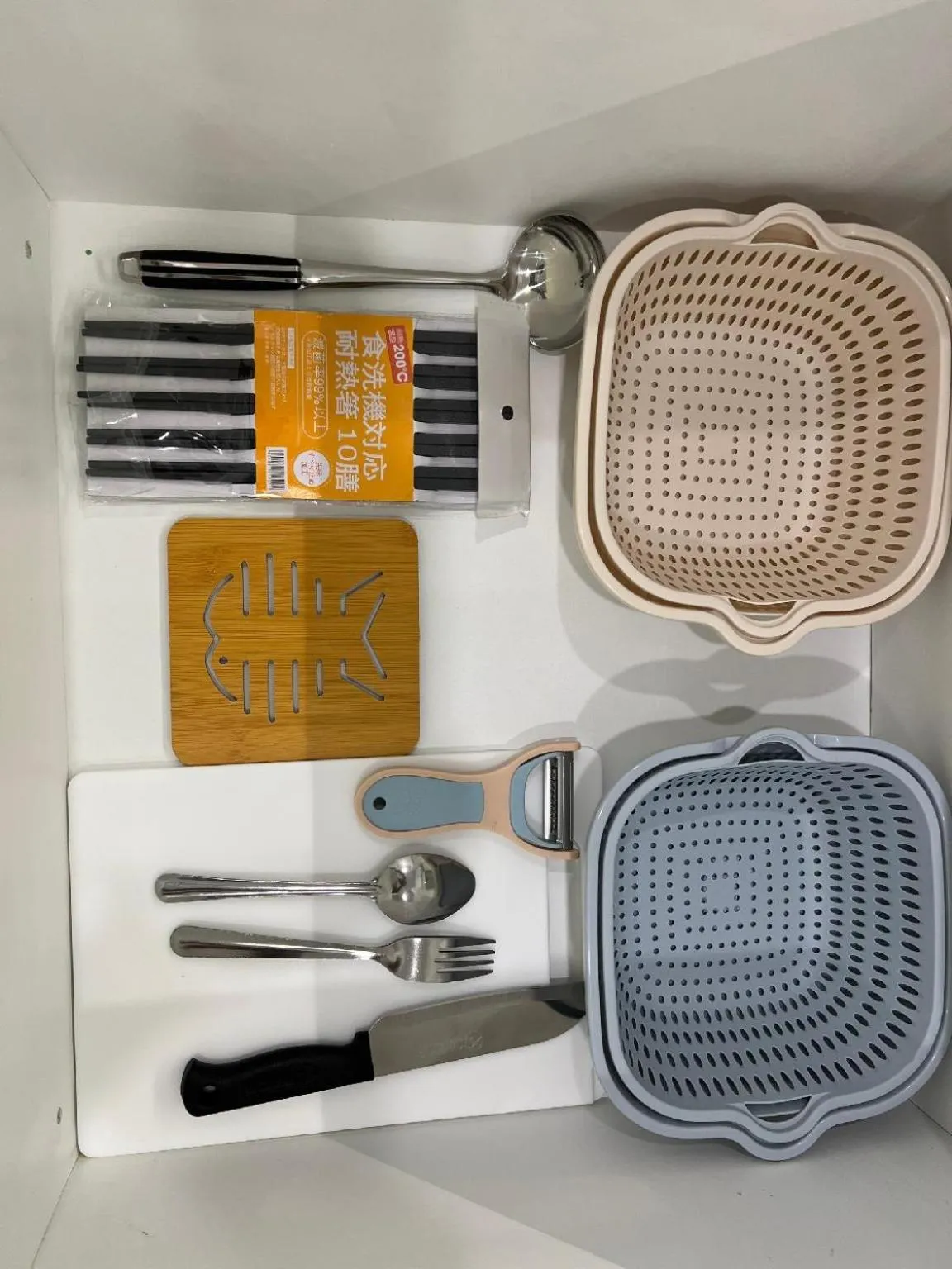 Kitchen or kitchenette in We Young Apartments by HOFs - Fireworks & Ocean view