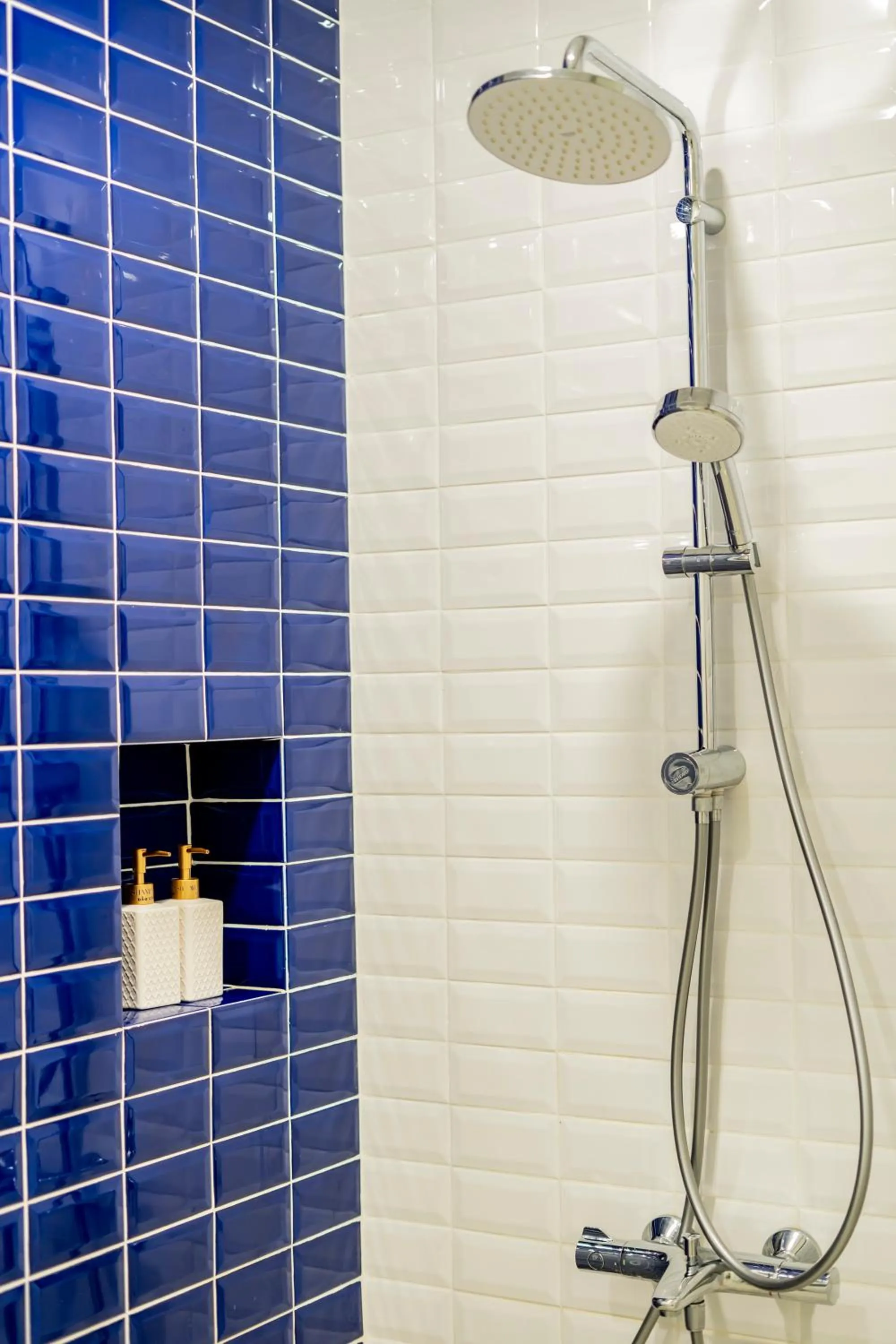 Bathroom in We Young Apartments by HOFs - Fireworks & Ocean view