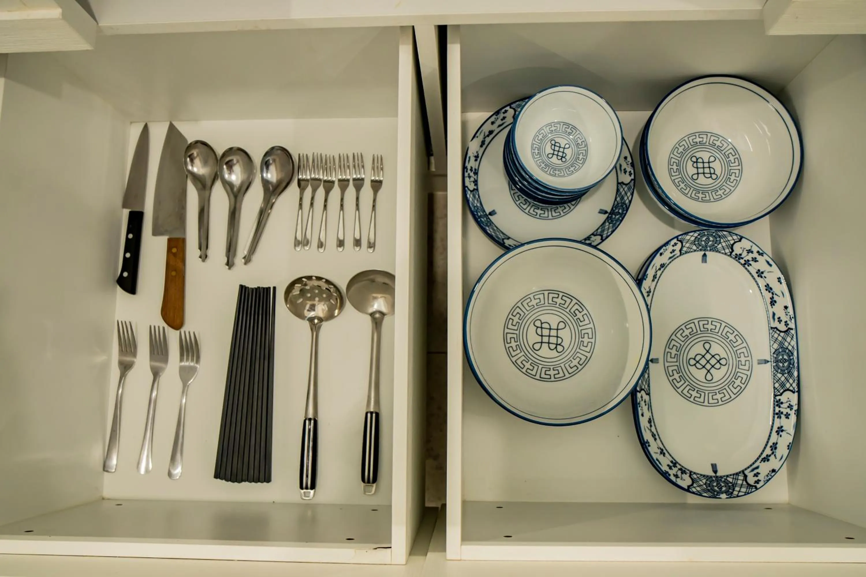 Kitchen or kitchenette in We Young Apartments by HOFs - Fireworks & Ocean view