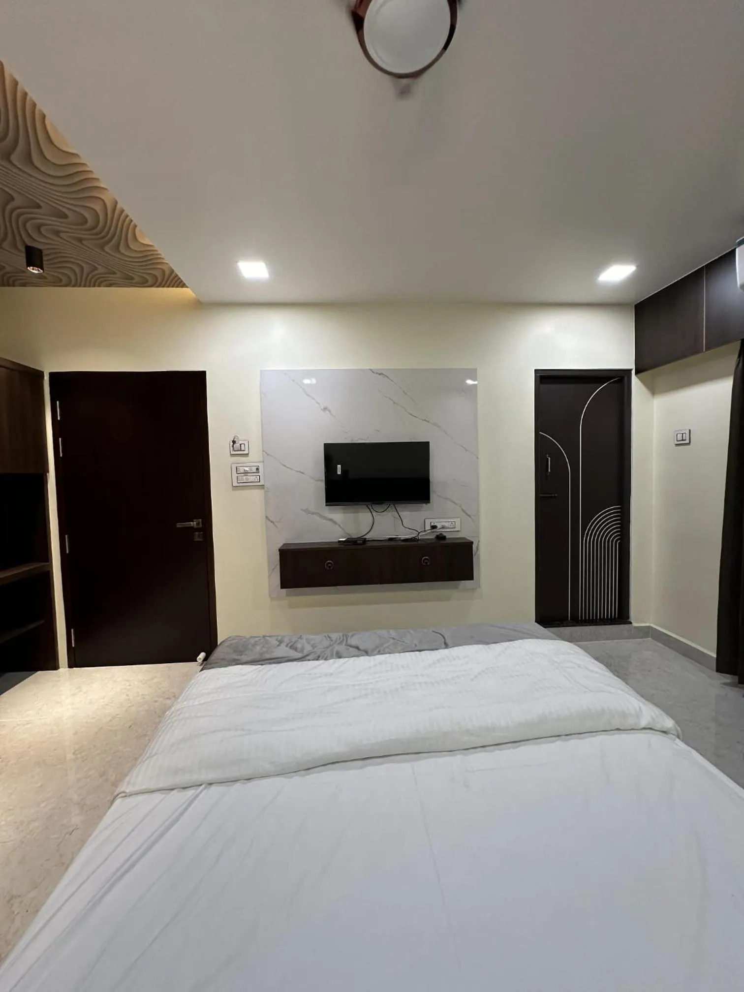 Bed in Jai Raja's Tower