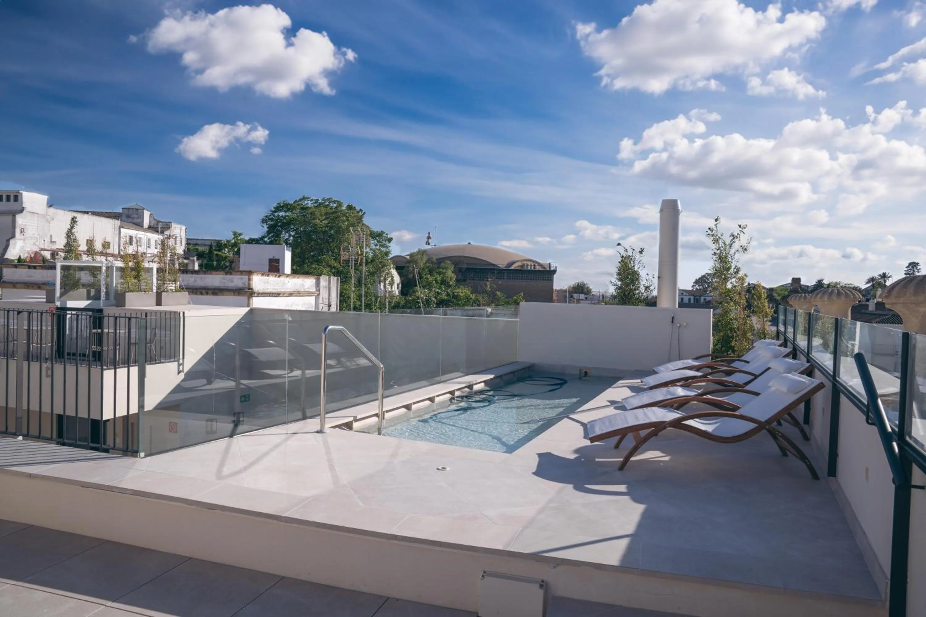 Swimming pool in Hotel Boutique Sidonia