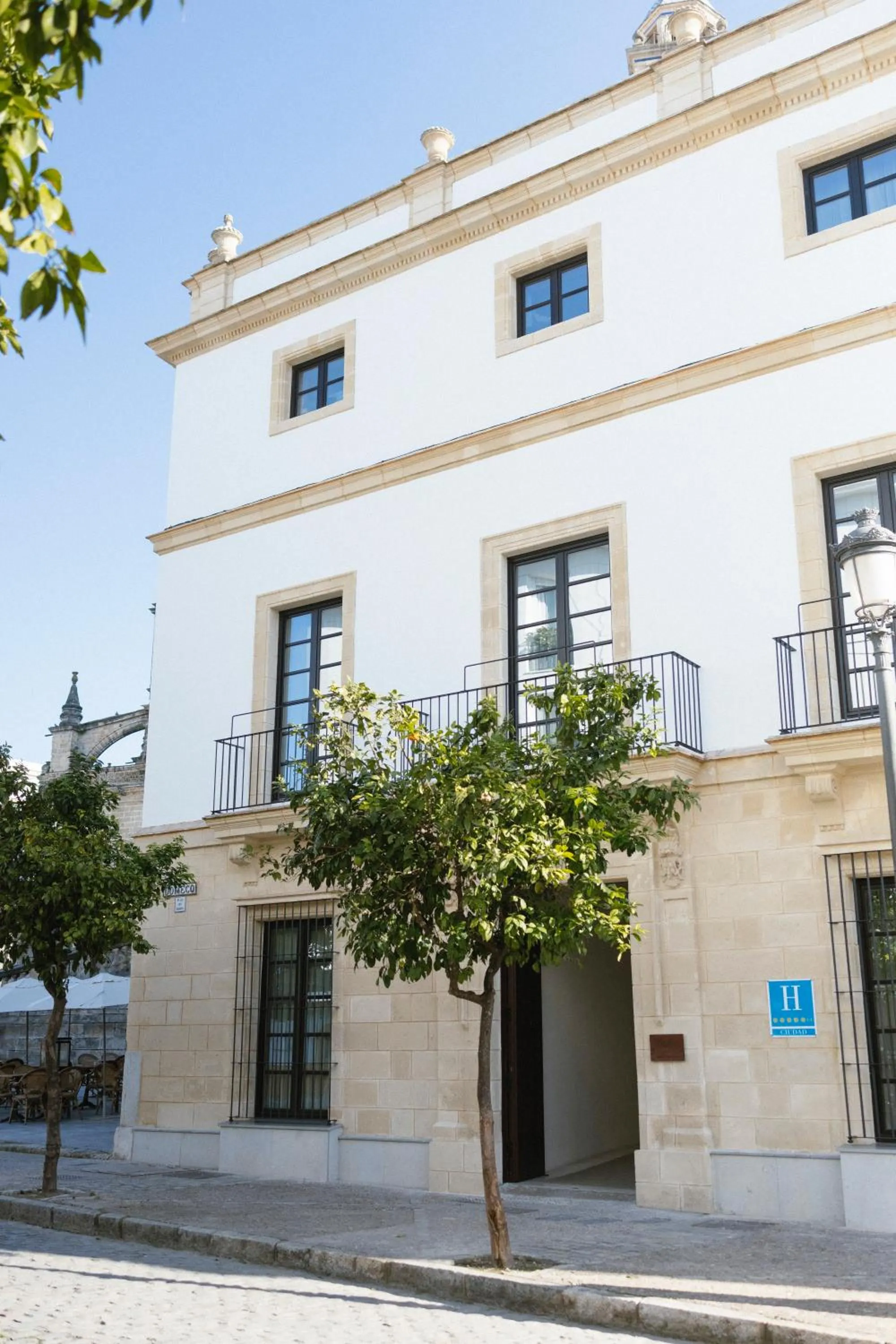 Property building in Hotel Boutique Sidonia