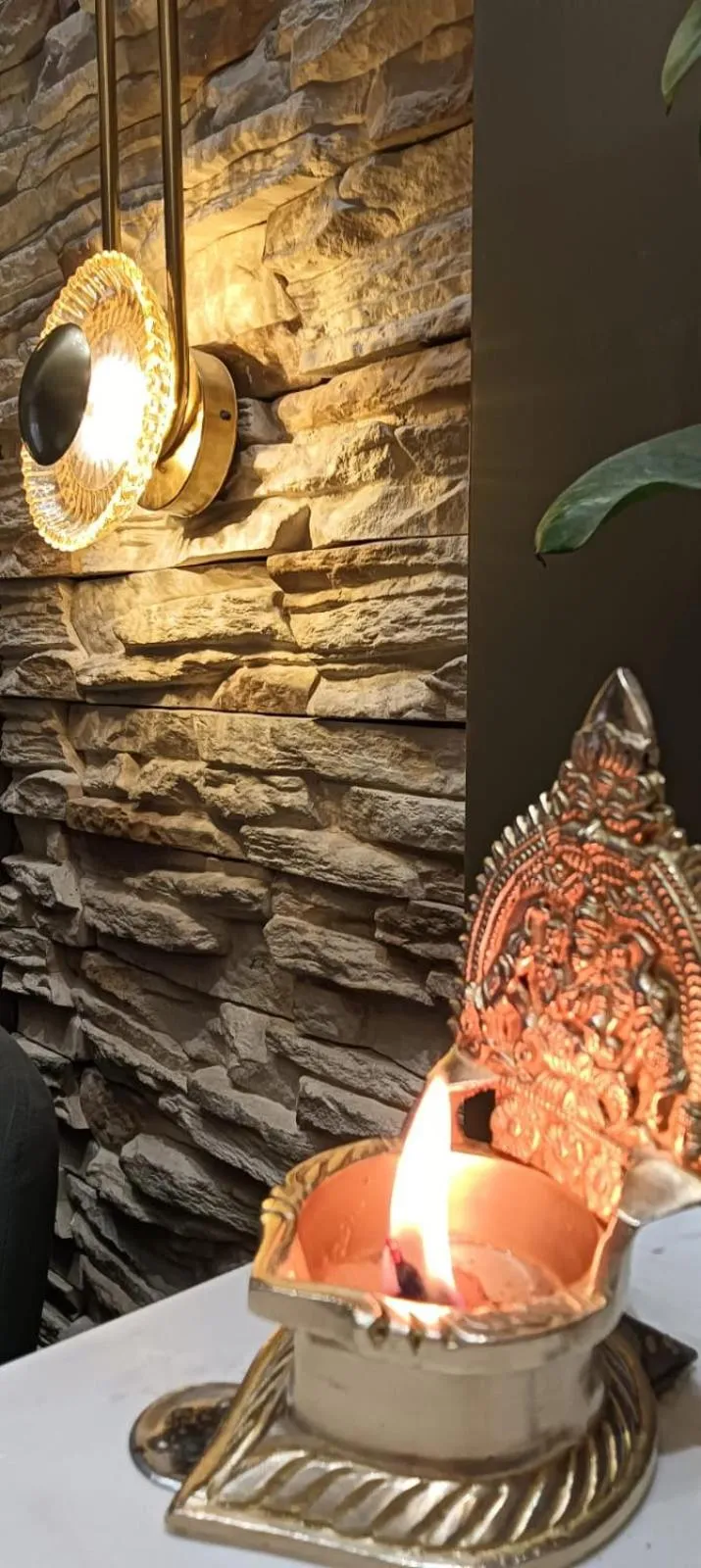 Sri Shyam Villas Near Kashi Vishwanath Temple