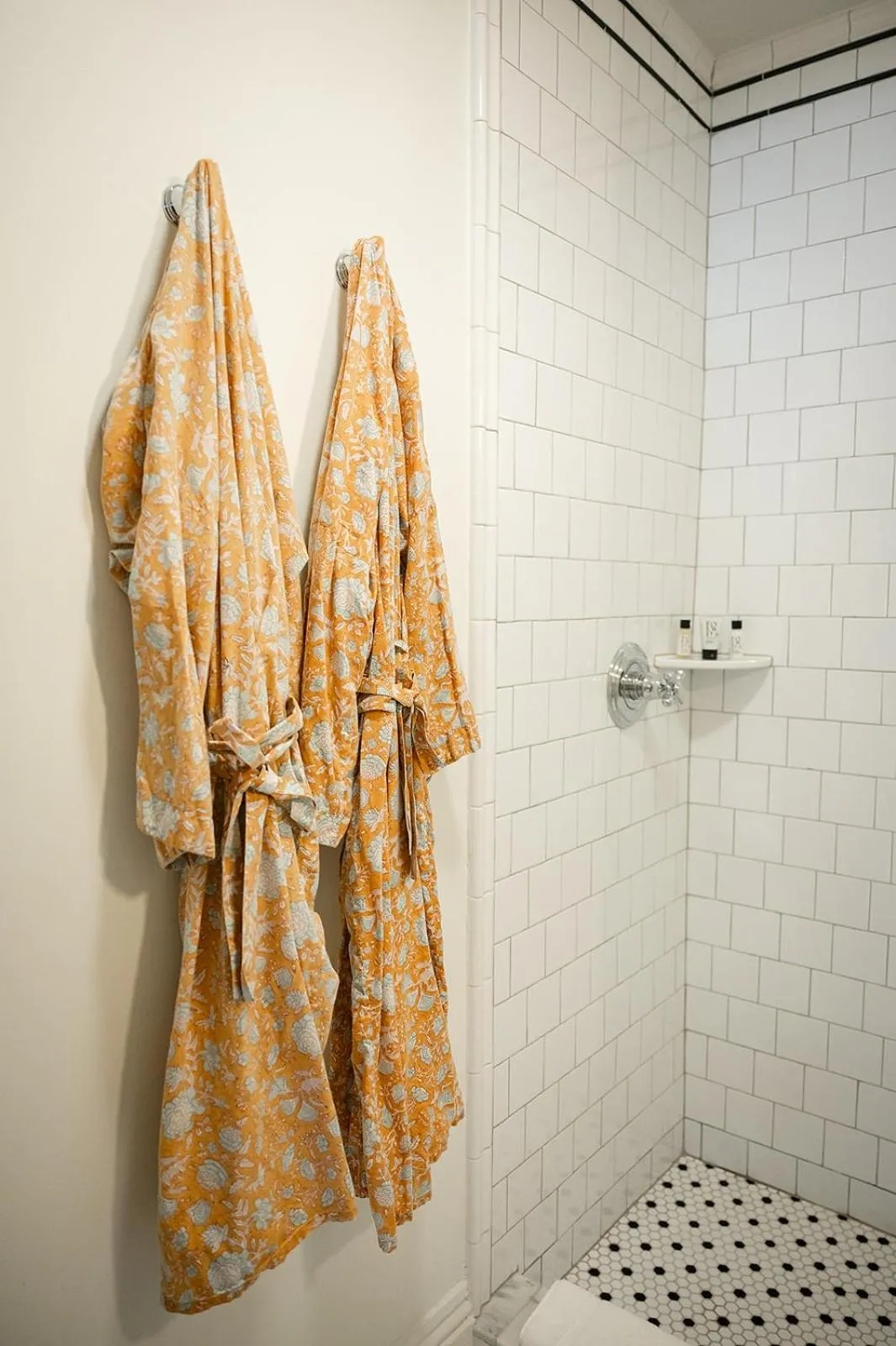 Shower in The Celestine