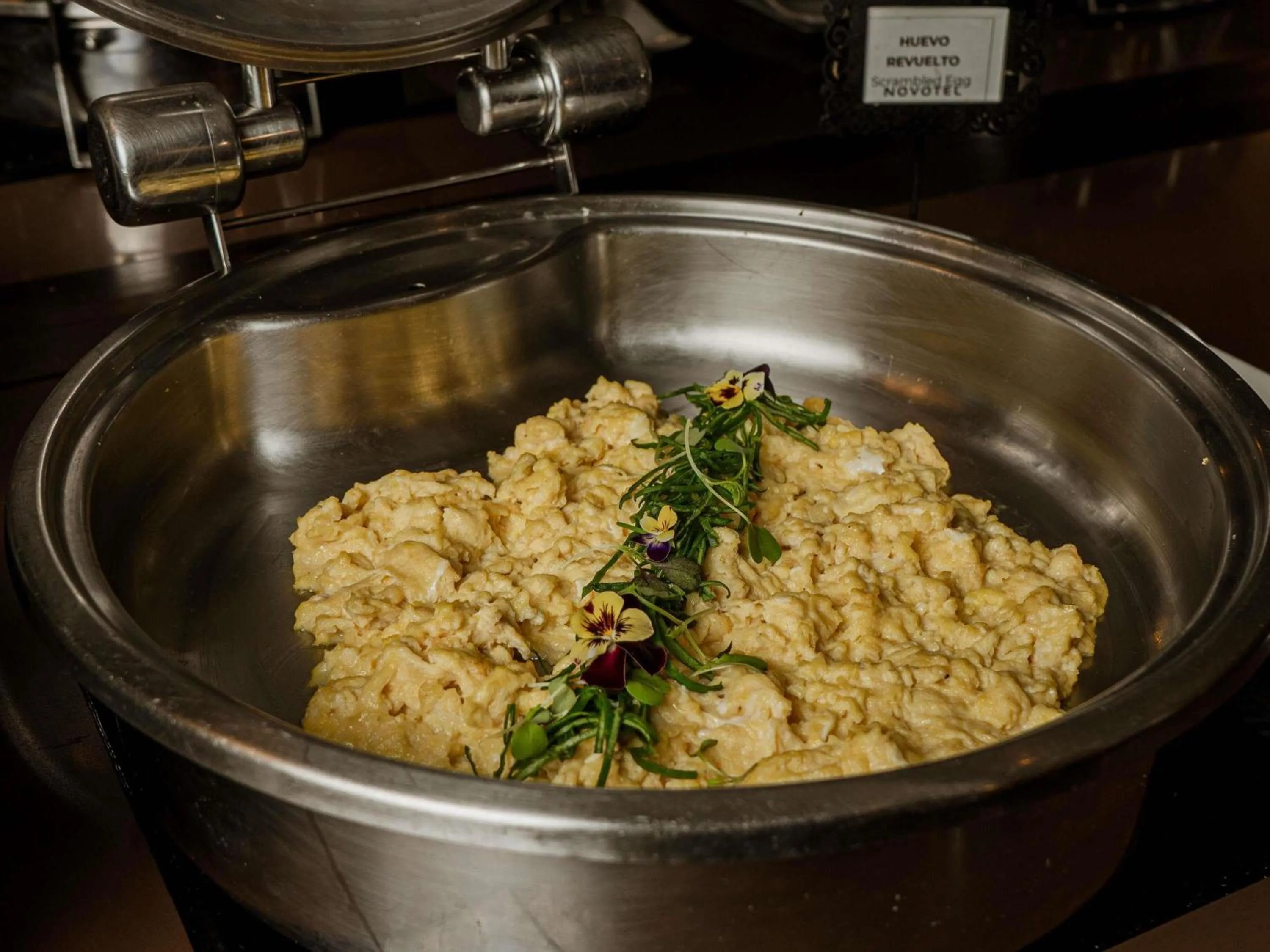 Restaurant/places to eat in Novotel Cusco