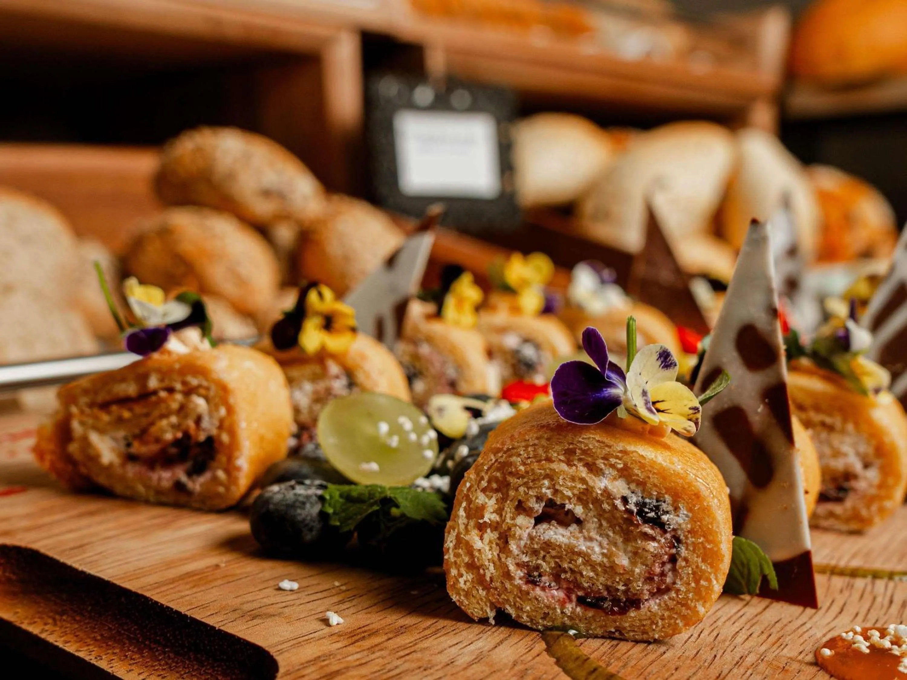 Restaurant/places to eat in Novotel Cusco