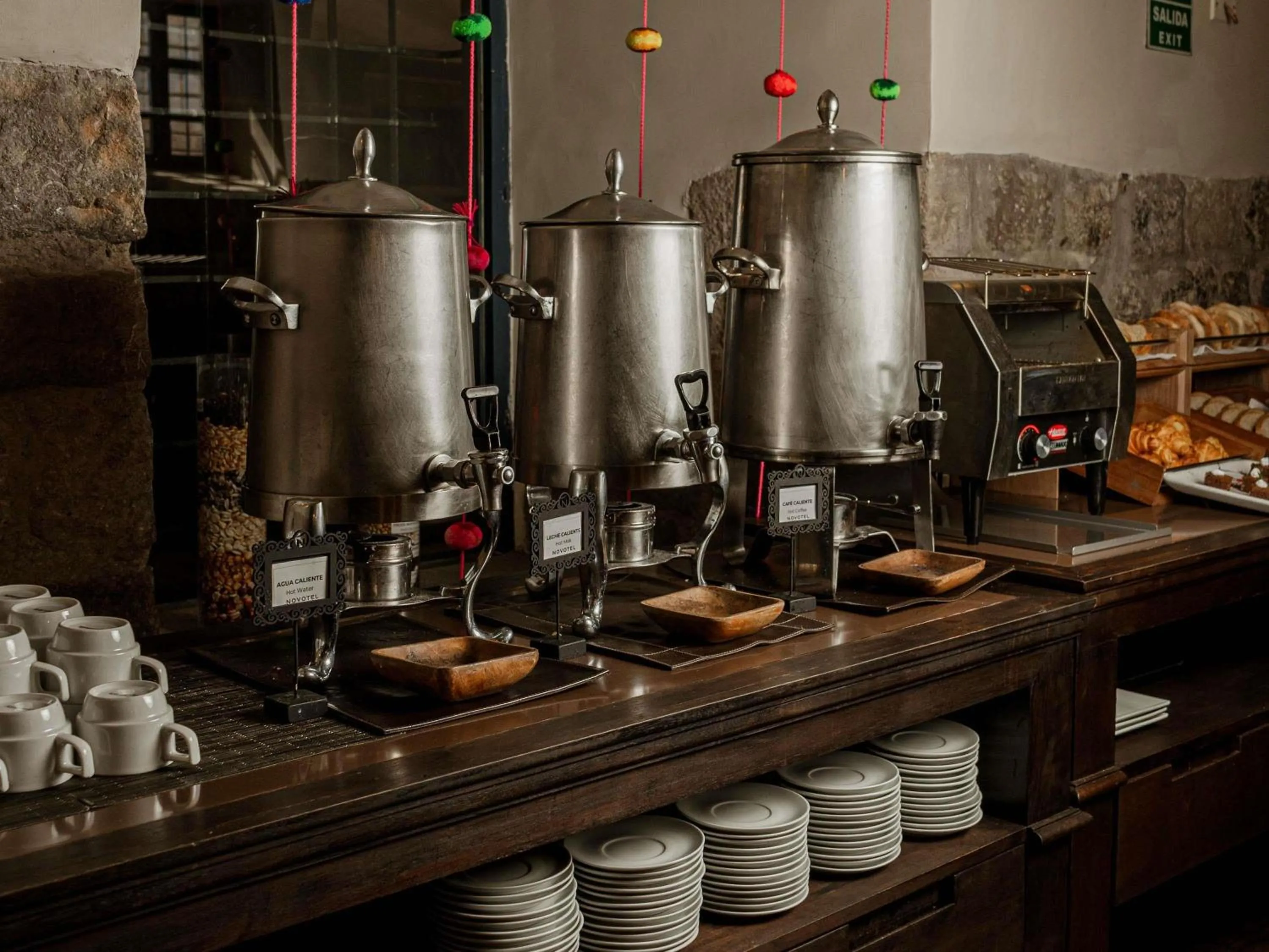 Restaurant/places to eat in Novotel Cusco