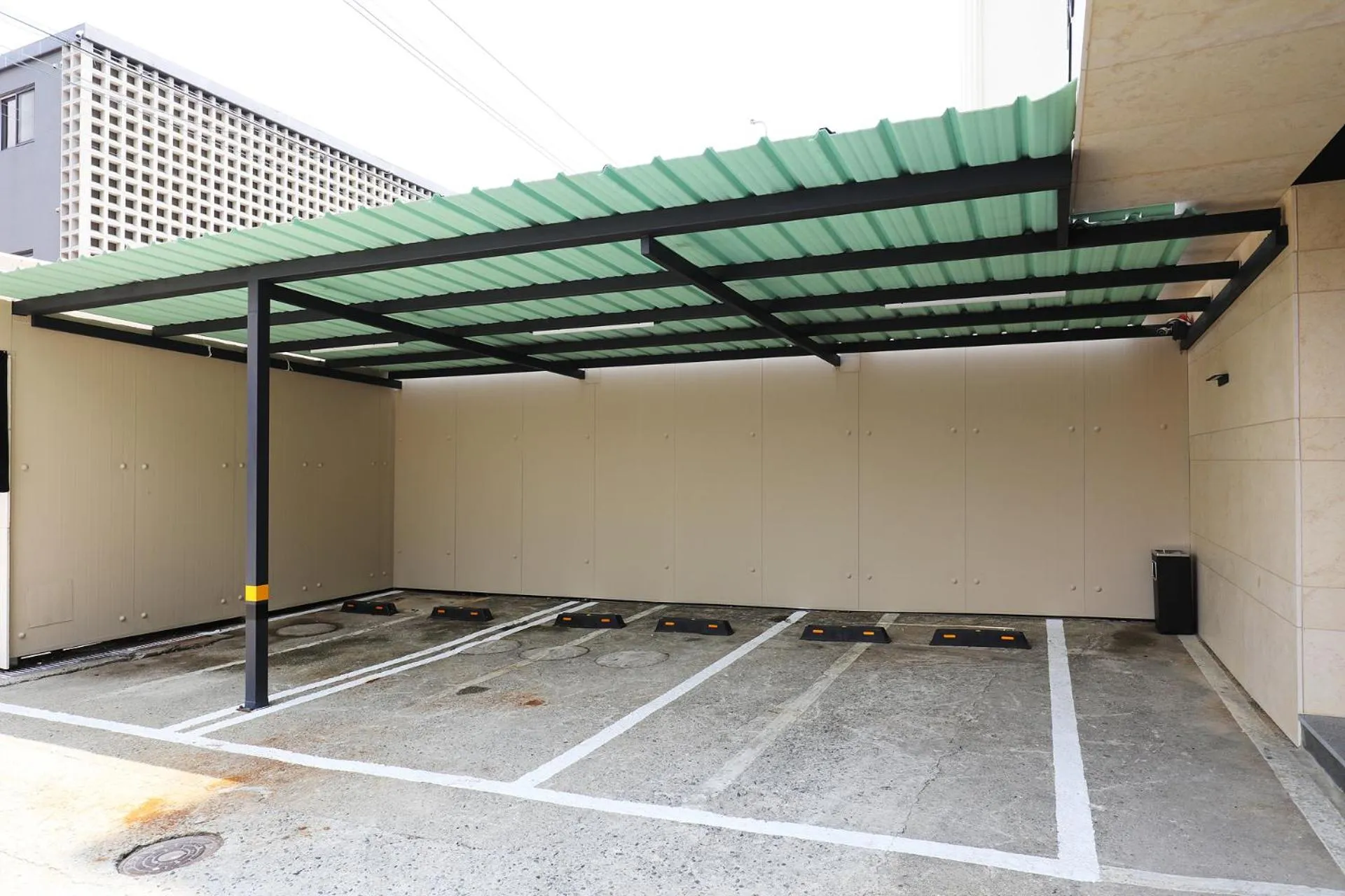 Parking in Gaeul Hotel