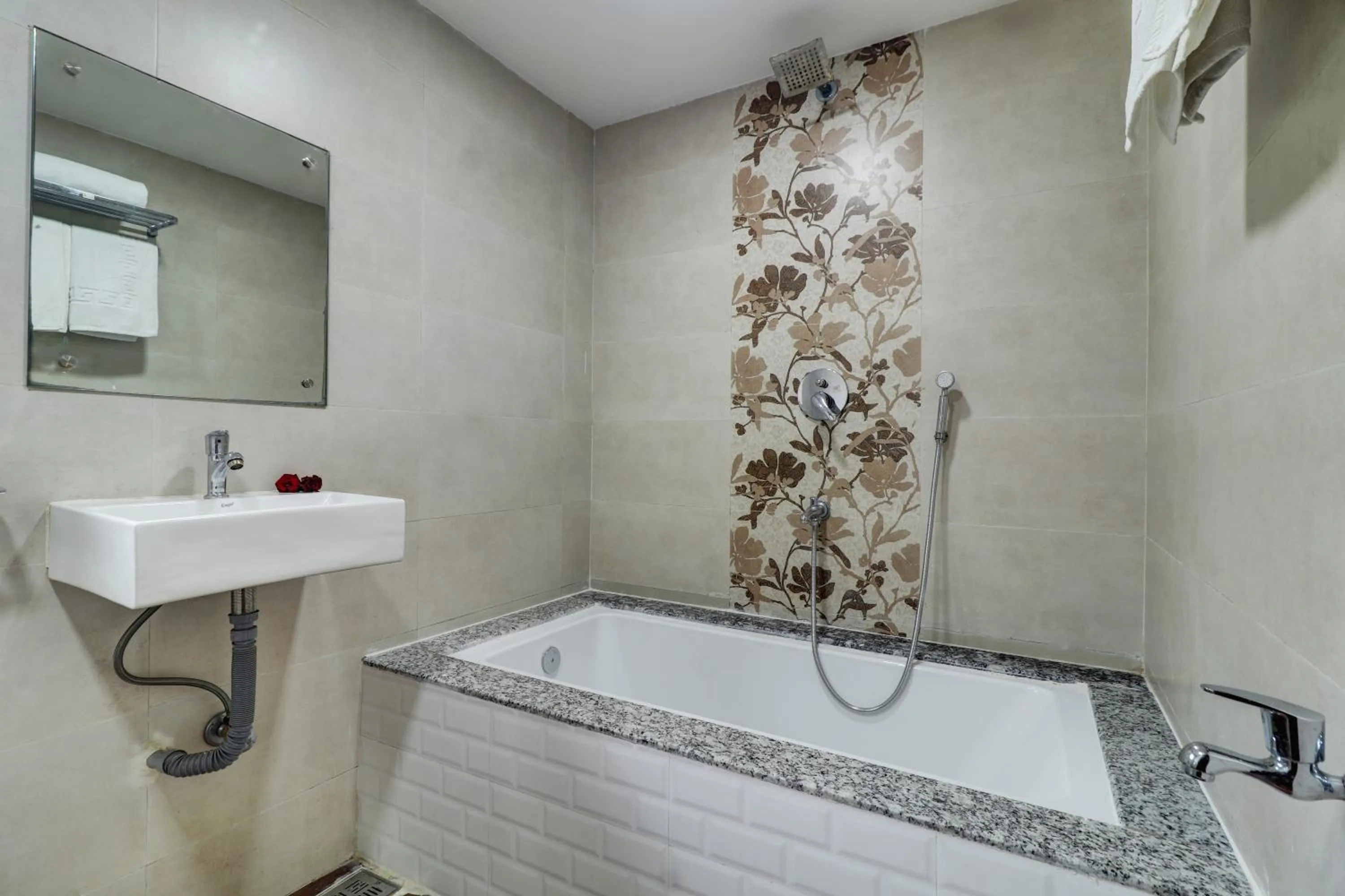 Bath in New Parimeet Residency