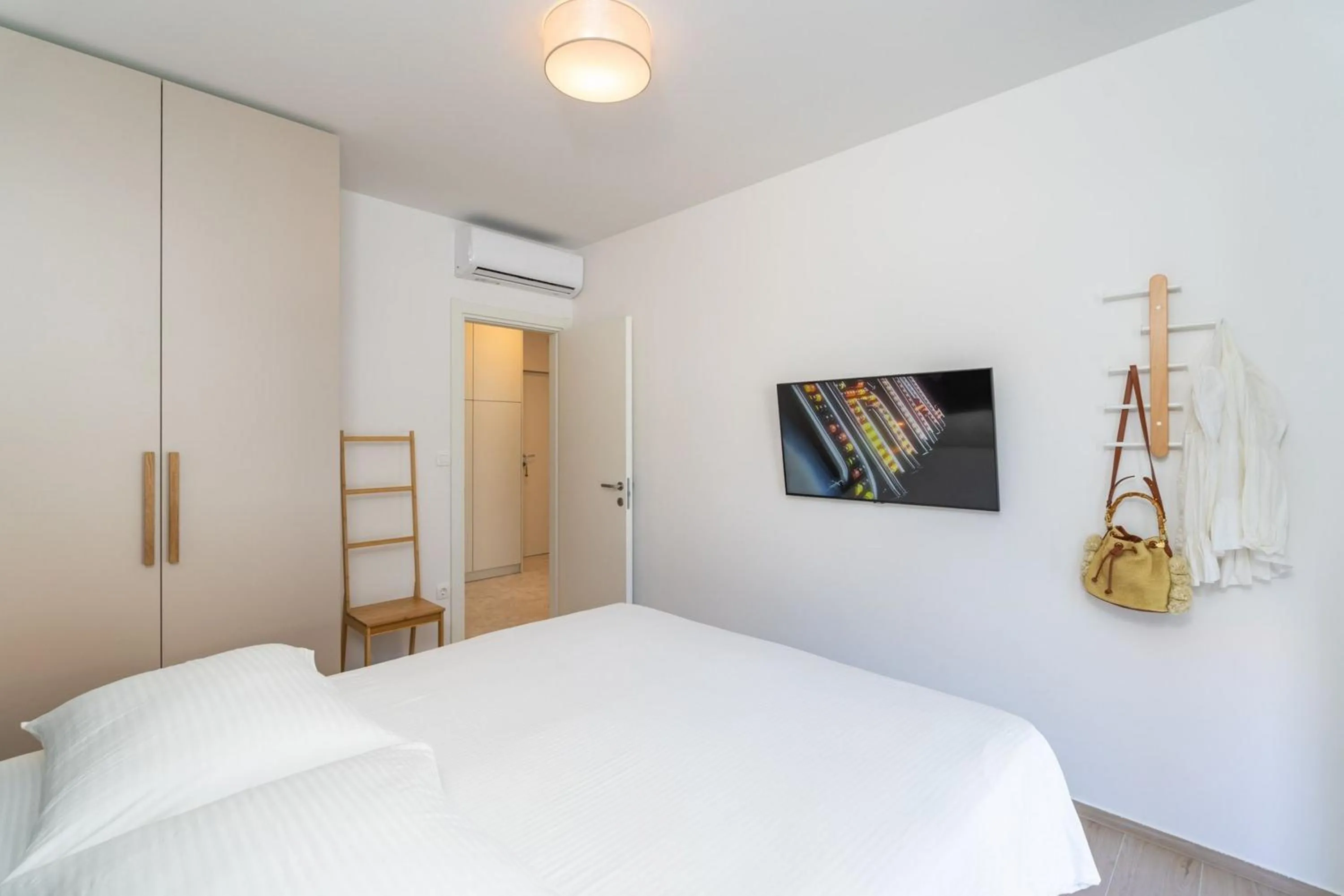 Apartments Irena