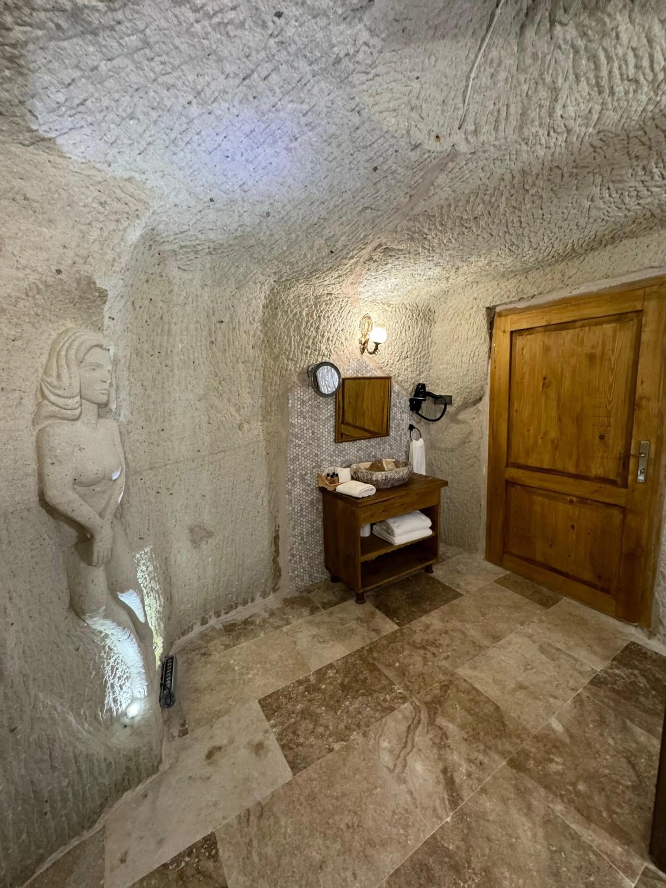 Bathroom in Marbay Cave Cappadocia