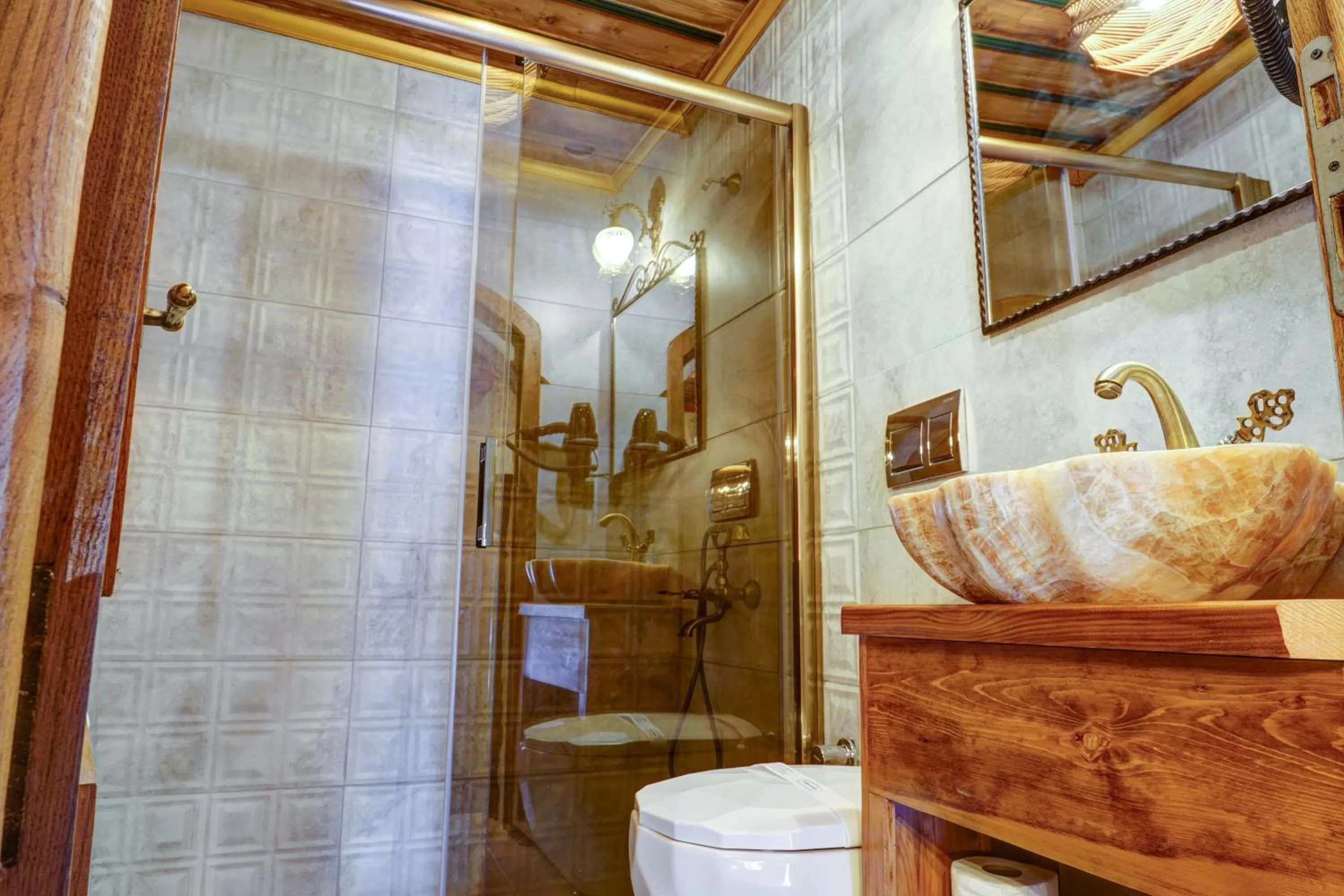 Shower in Marbay Cave Cappadocia