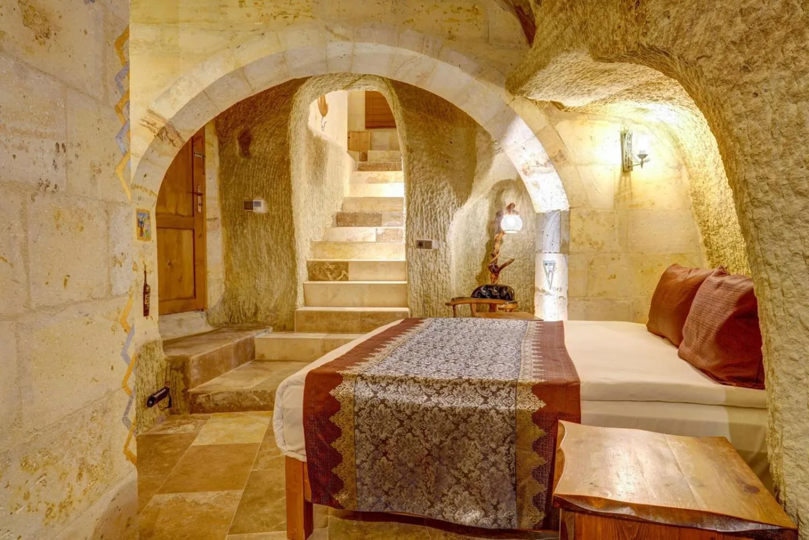 Photo of the whole room, Bed in Marbay Cave Cappadocia