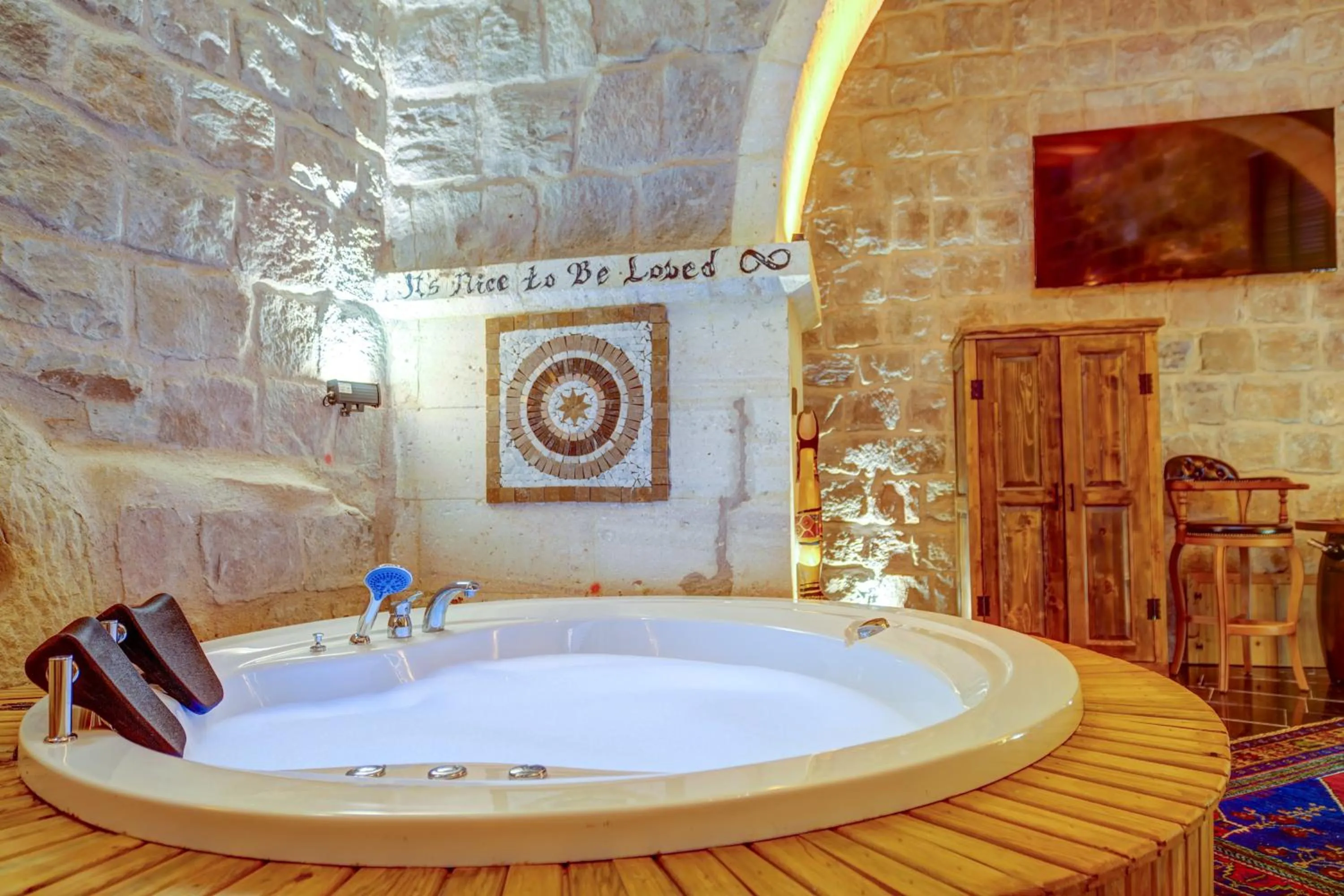 Hot Tub in Marbay Cave Cappadocia