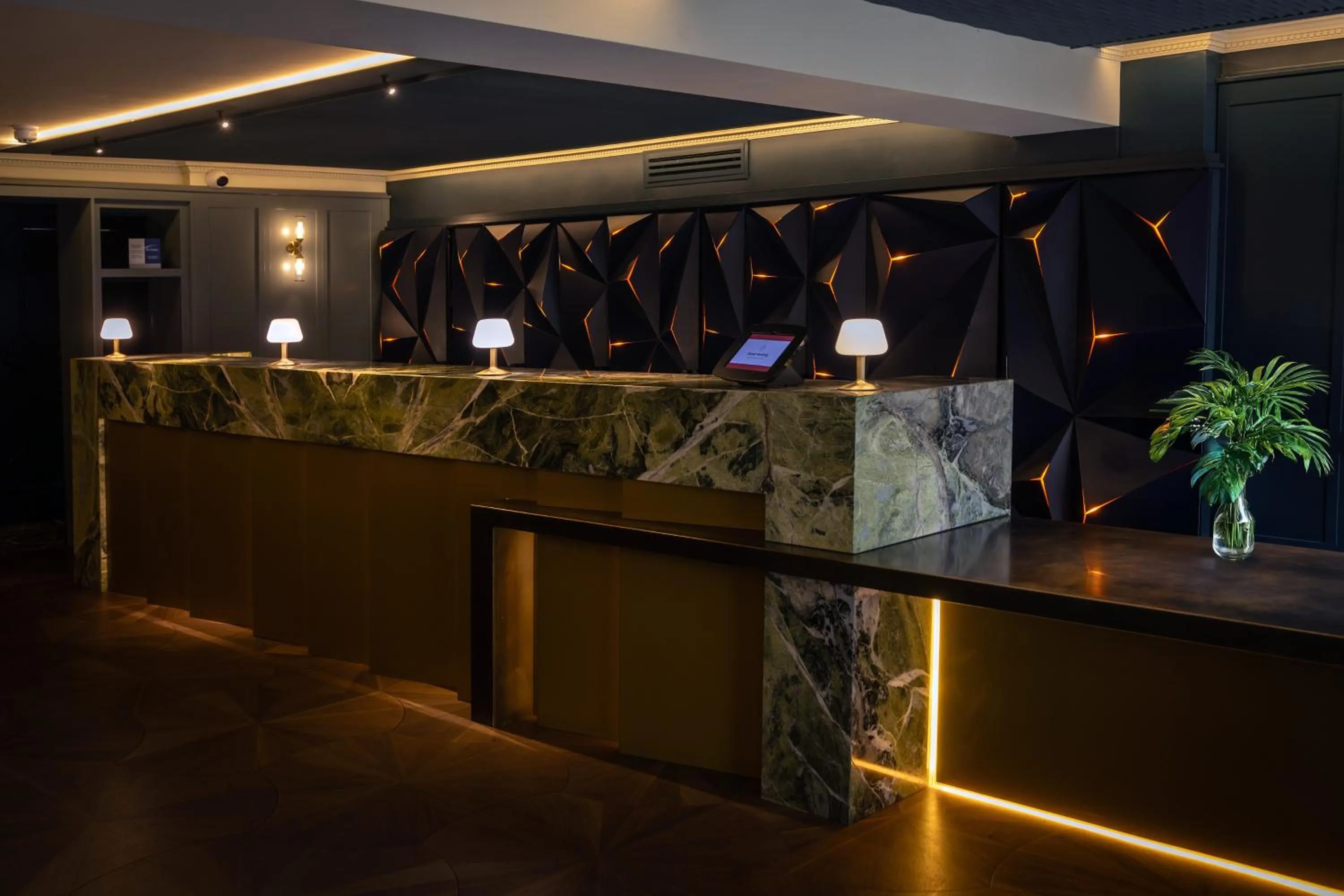 Lobby or reception in Best Western Abbots Barton Hotel