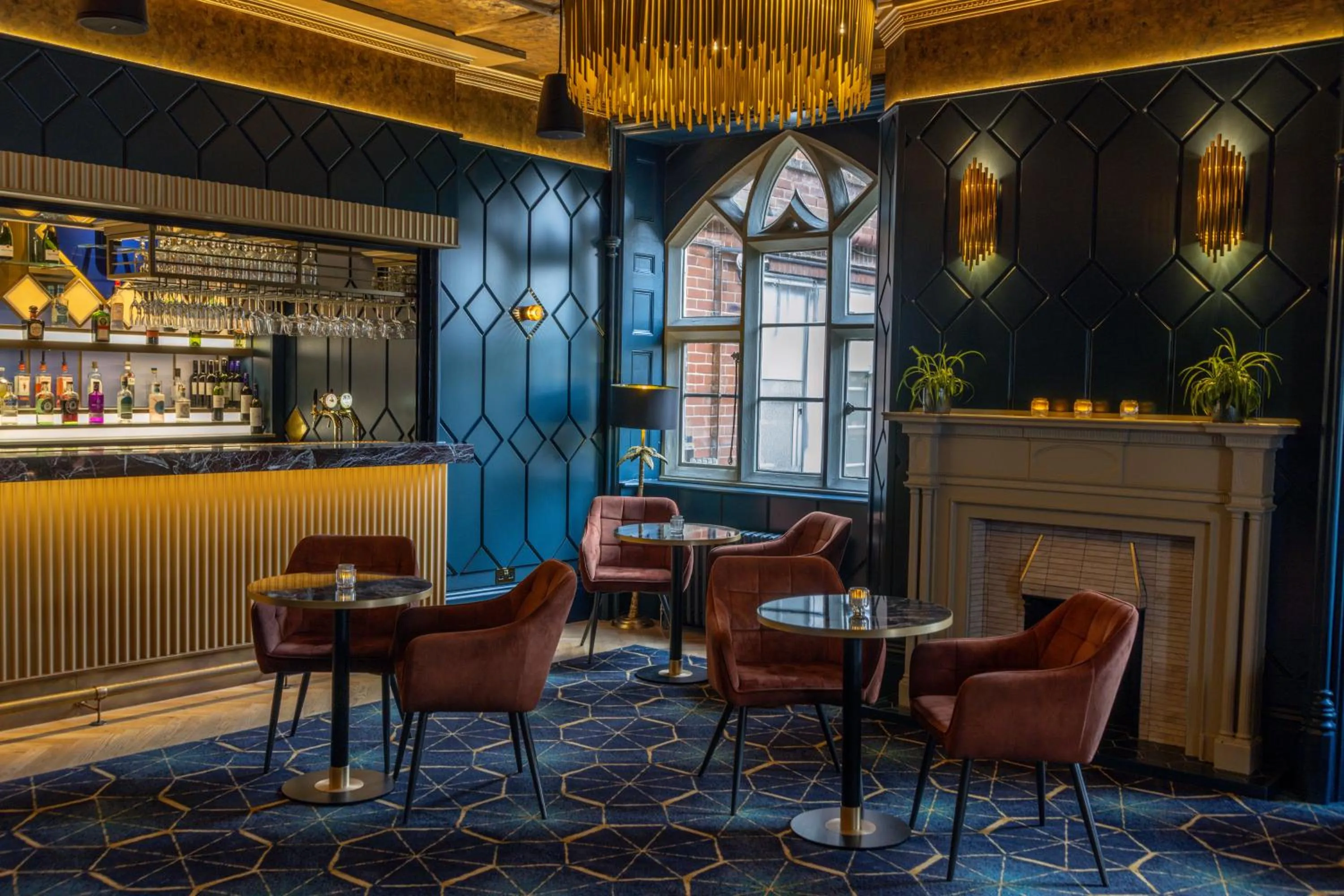 Lounge or bar in Best Western Abbots Barton Hotel