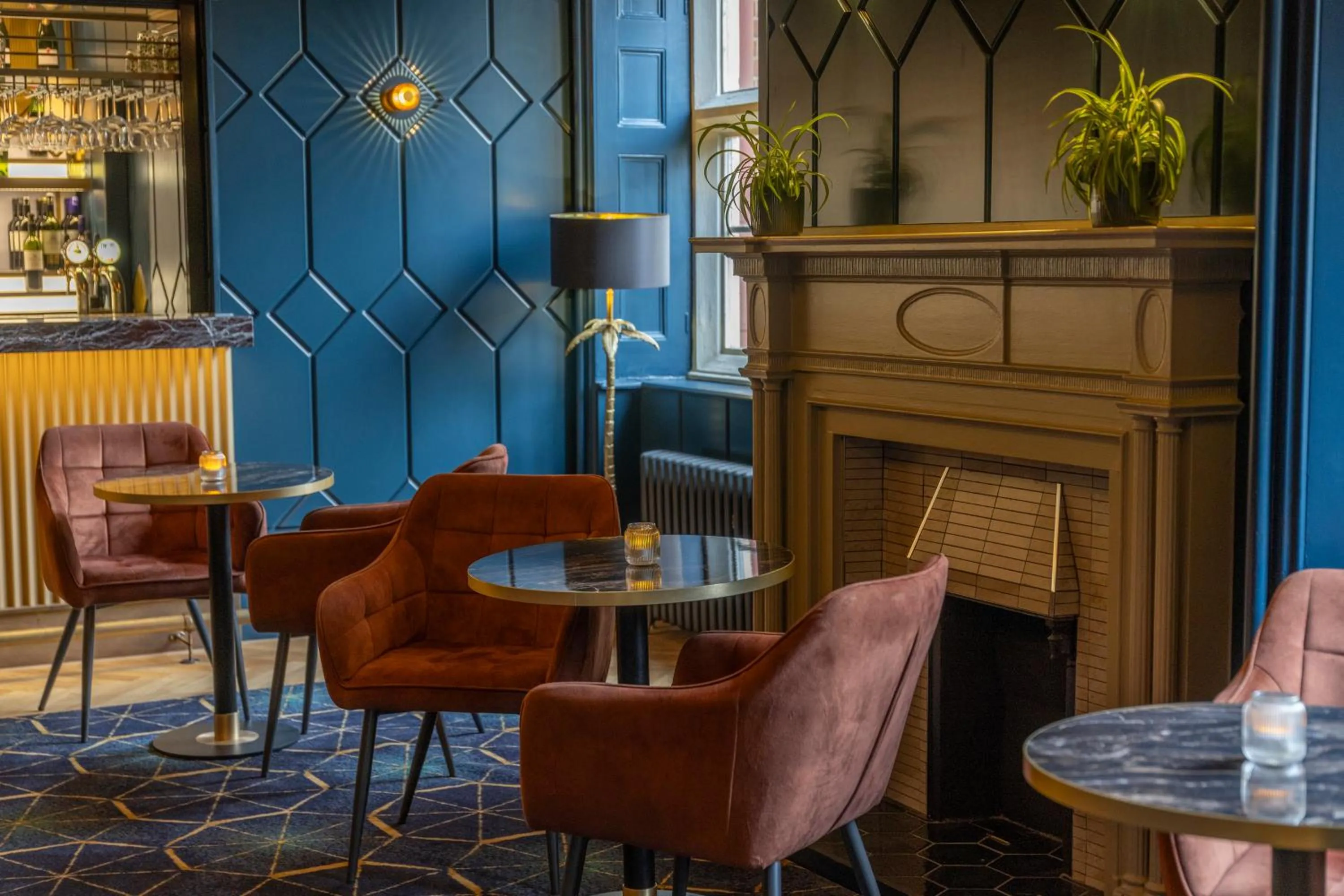 Lounge or bar in Best Western Abbots Barton Hotel