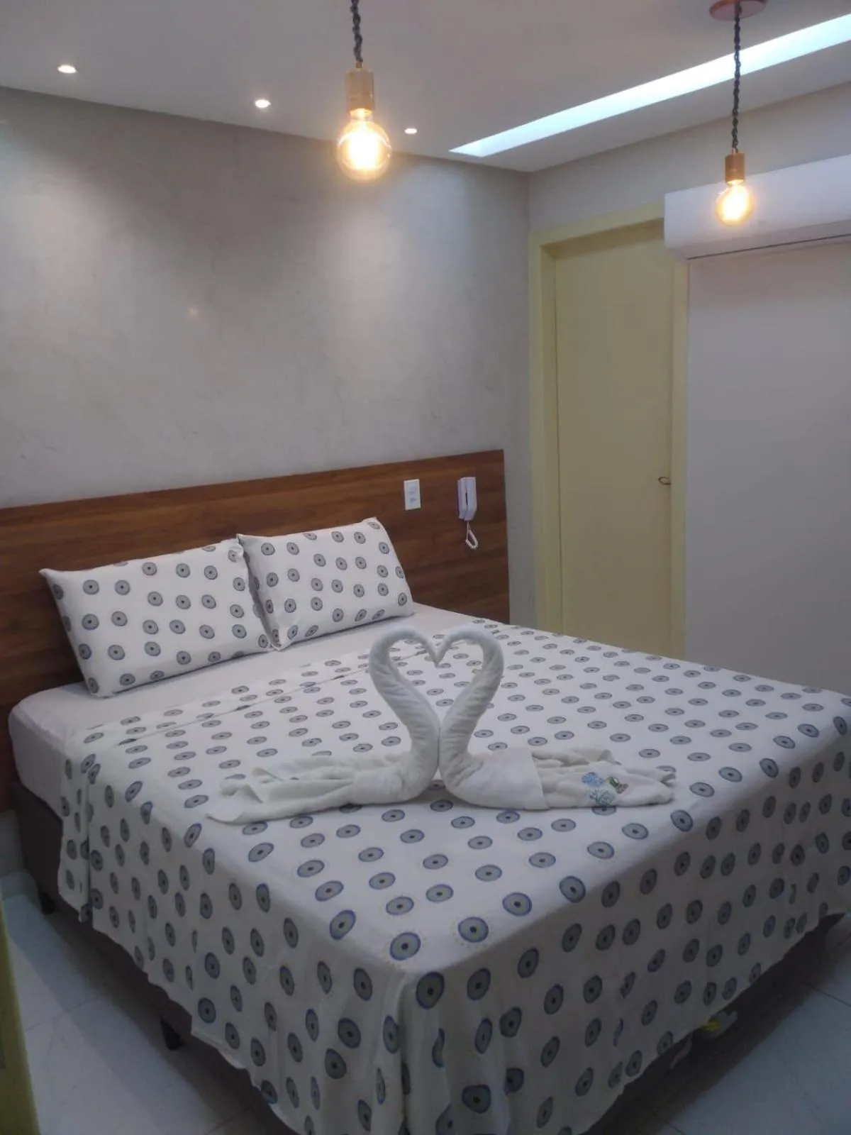 Photo of the whole room, Bed in Pousada Beija Flor