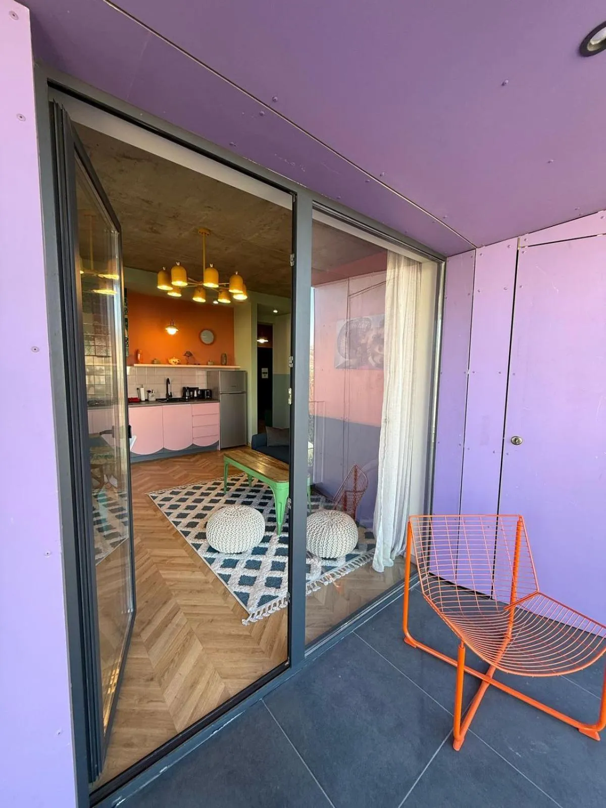 Bed in SoTa Metekhi Hotel