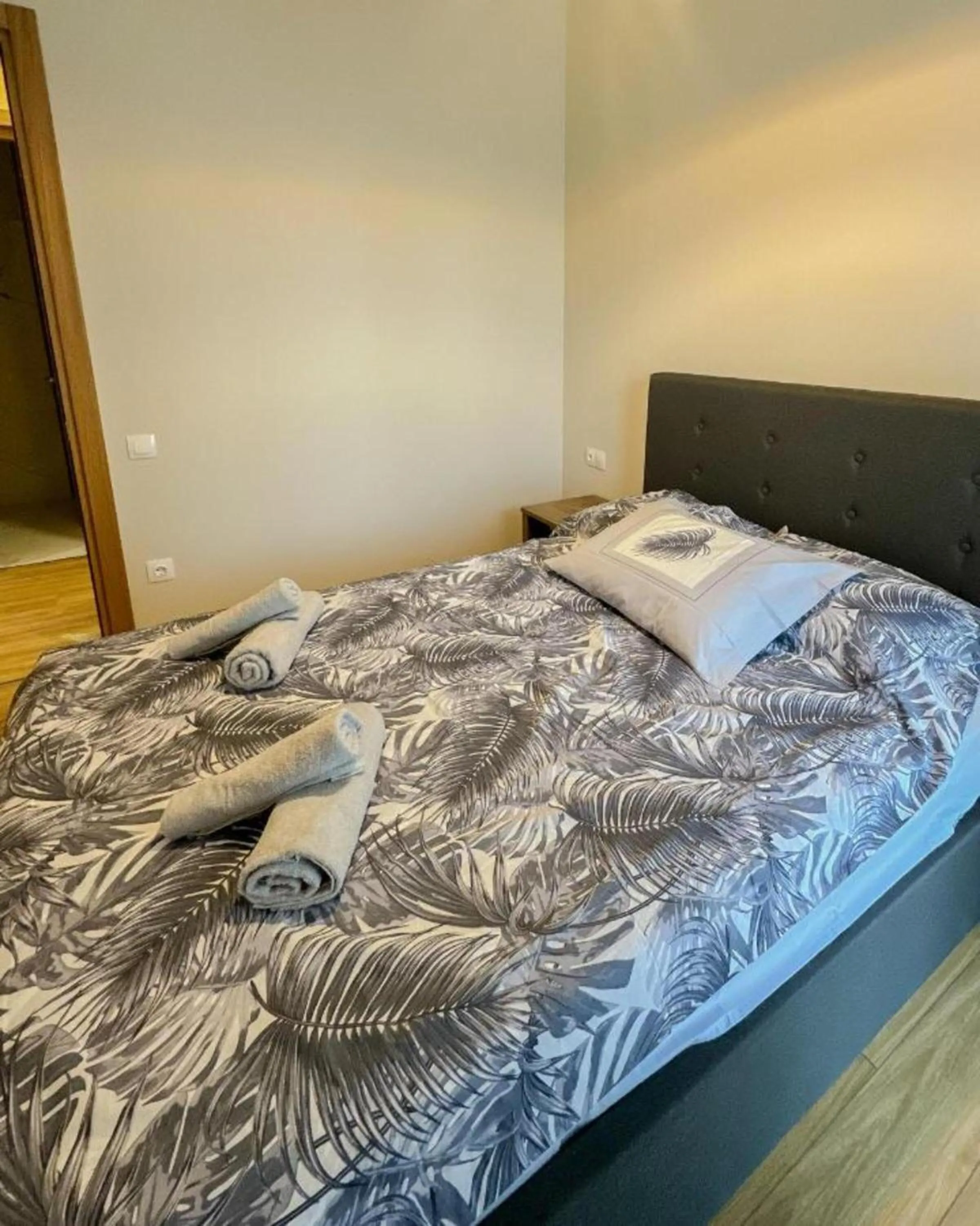 Bed in SoTa Metekhi Hotel