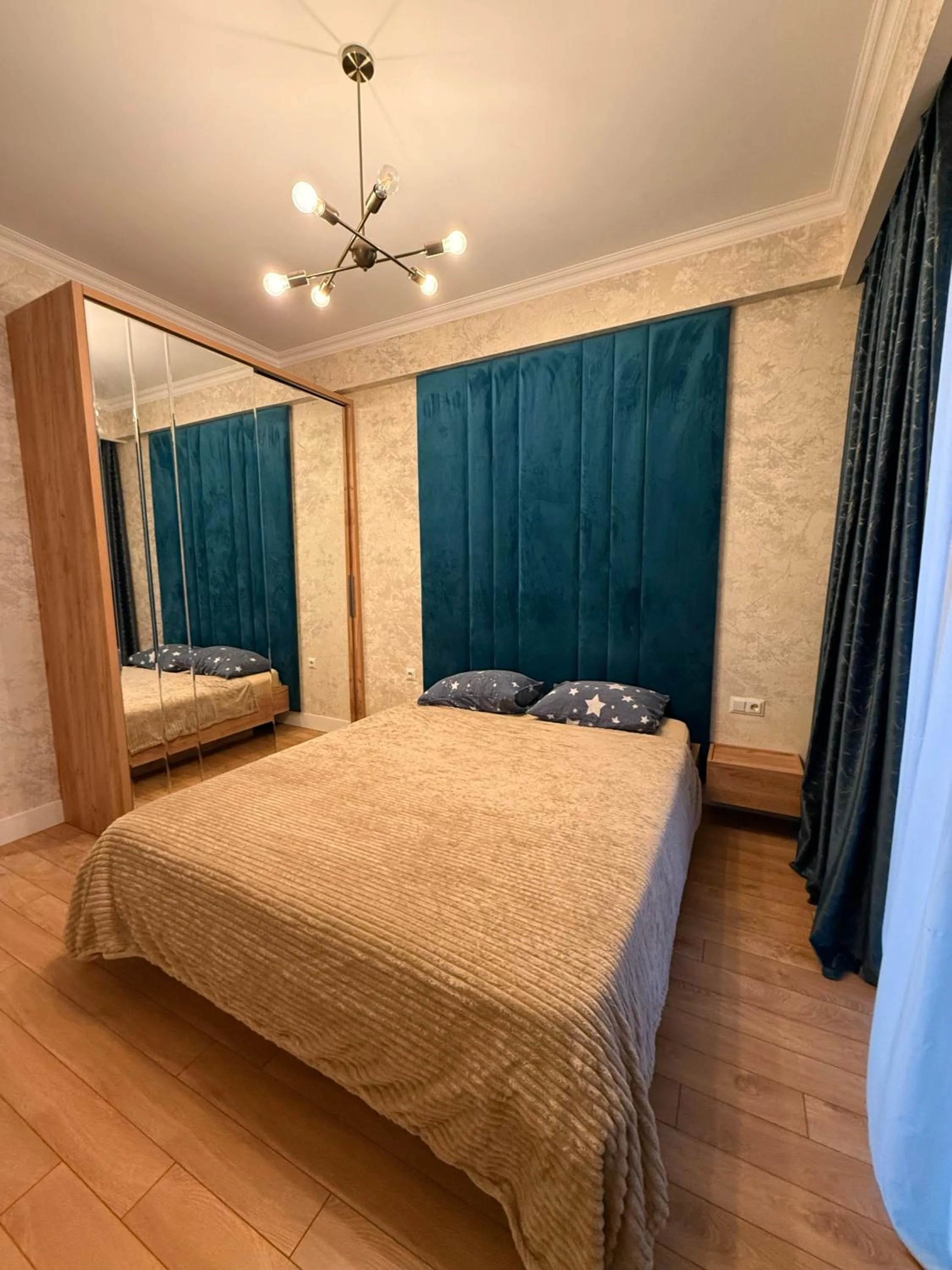 Bed in SoTa Metekhi Hotel