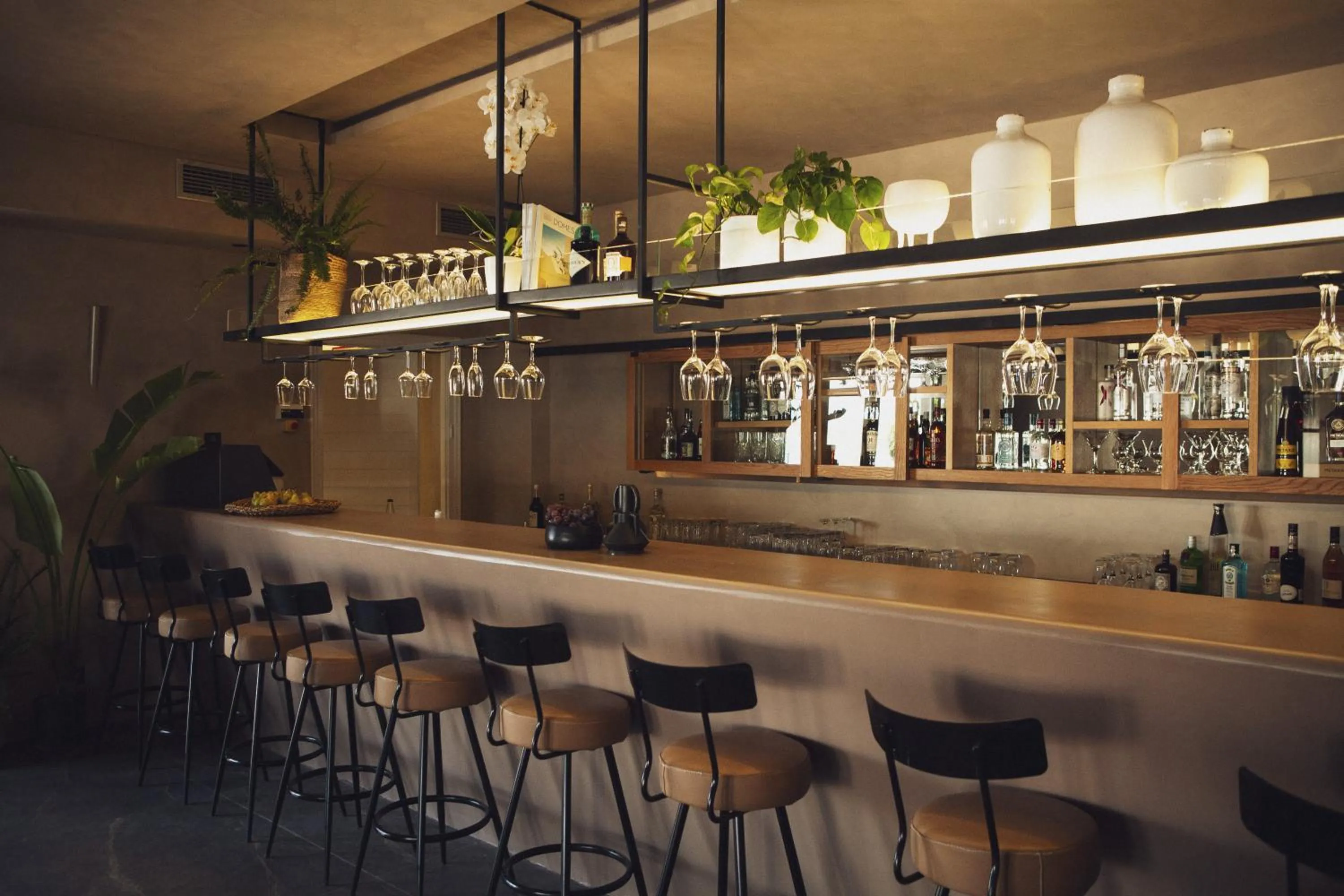 Lounge or bar in Domes Aulus Elounda All-Inclusive Resort, Adults only, Curio by Hilton