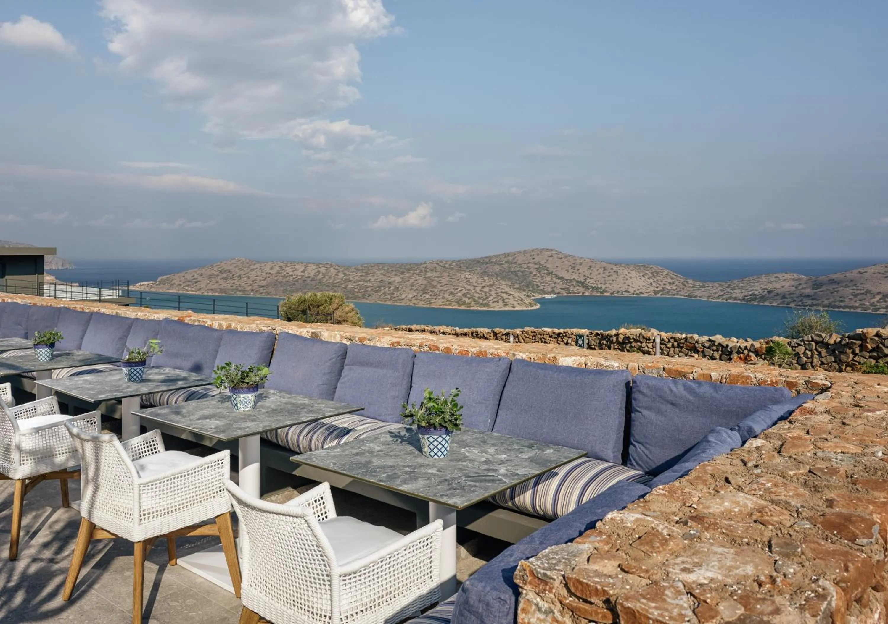 Restaurant/places to eat in Domes Aulus Elounda All-Inclusive Resort, Adults only, Curio by Hilton