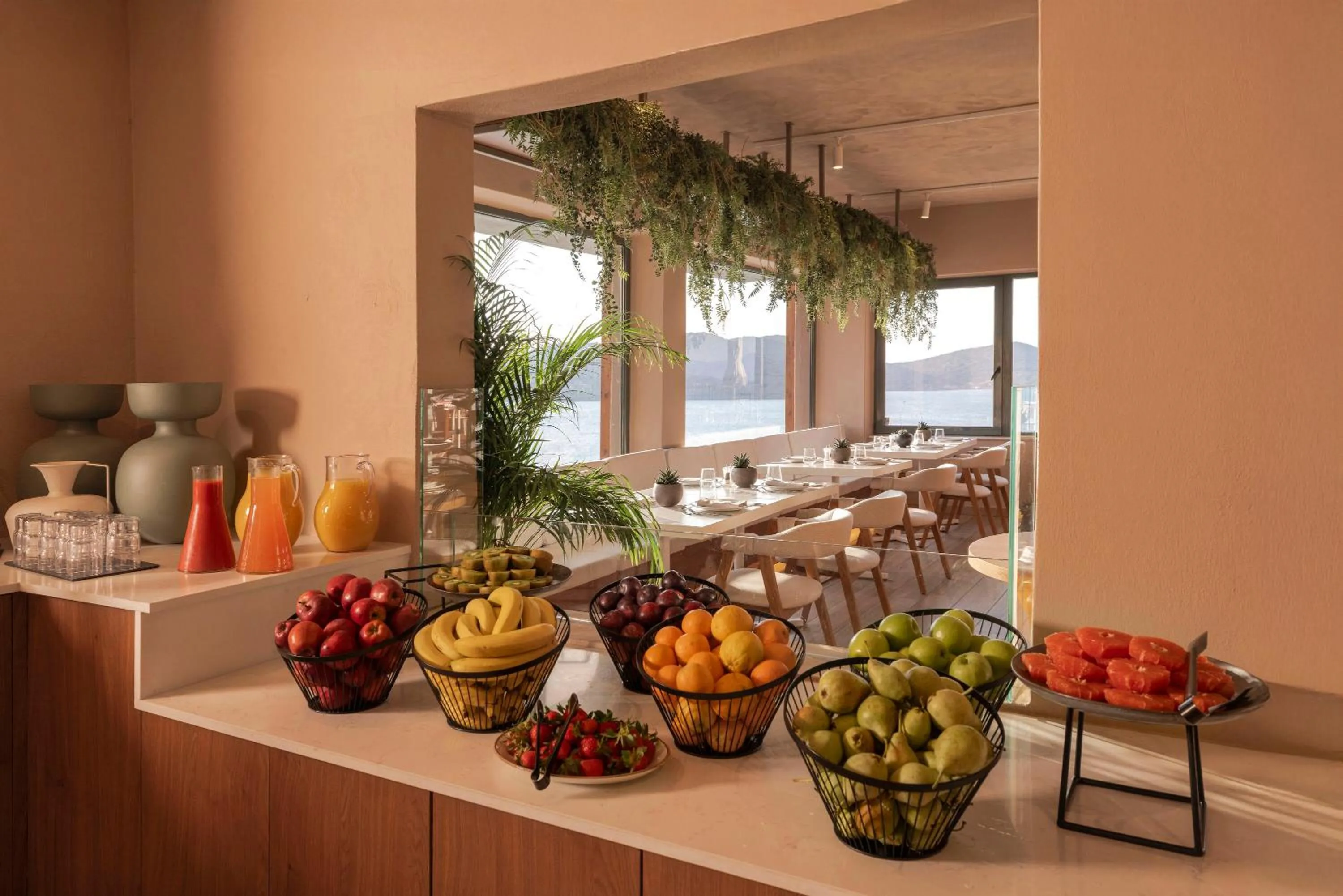 Restaurant/places to eat in Domes Aulus Elounda All-Inclusive Resort, Adults only, Curio by Hilton