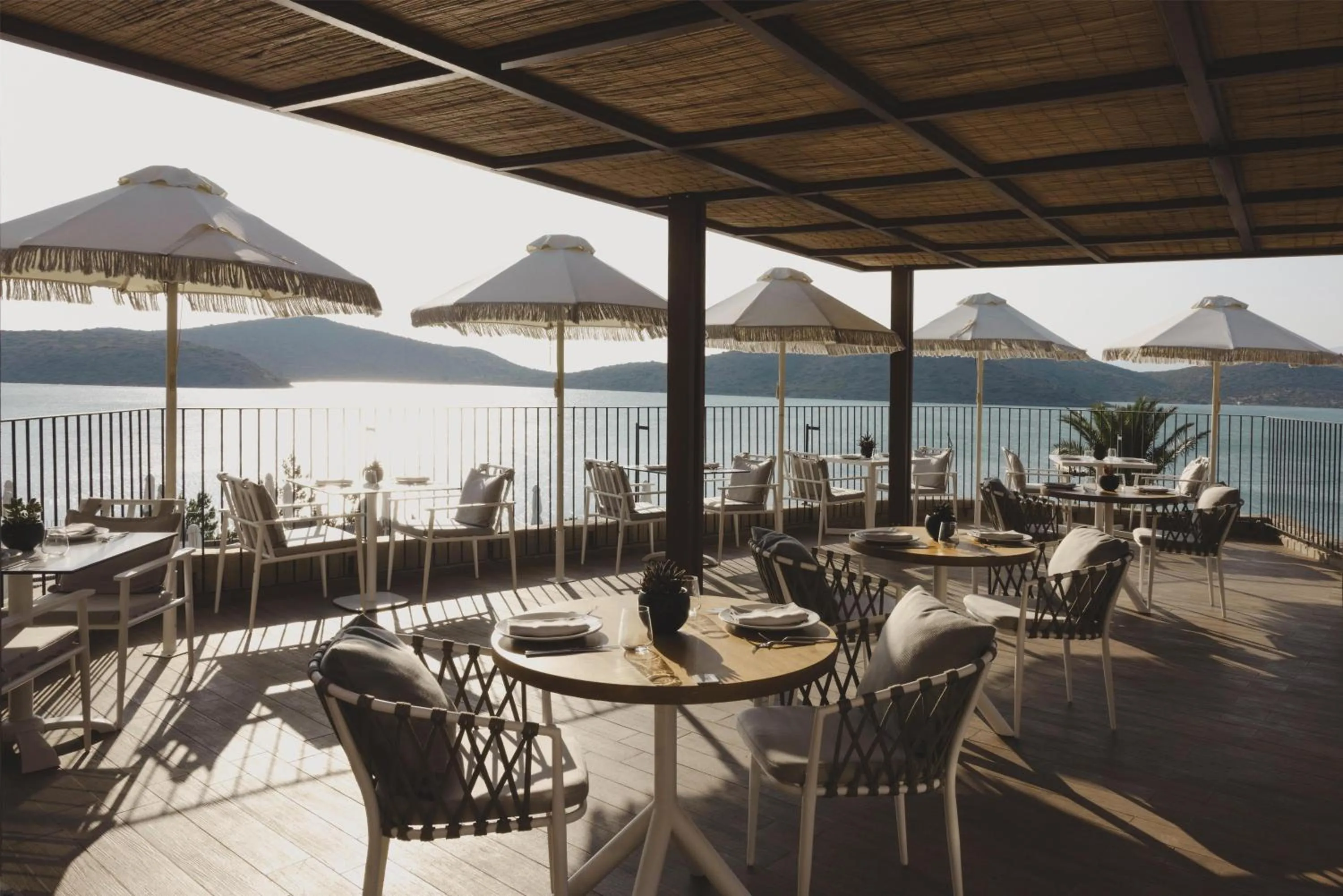 Restaurant/places to eat in Domes Aulus Elounda All-Inclusive Resort, Adults only, Curio by Hilton