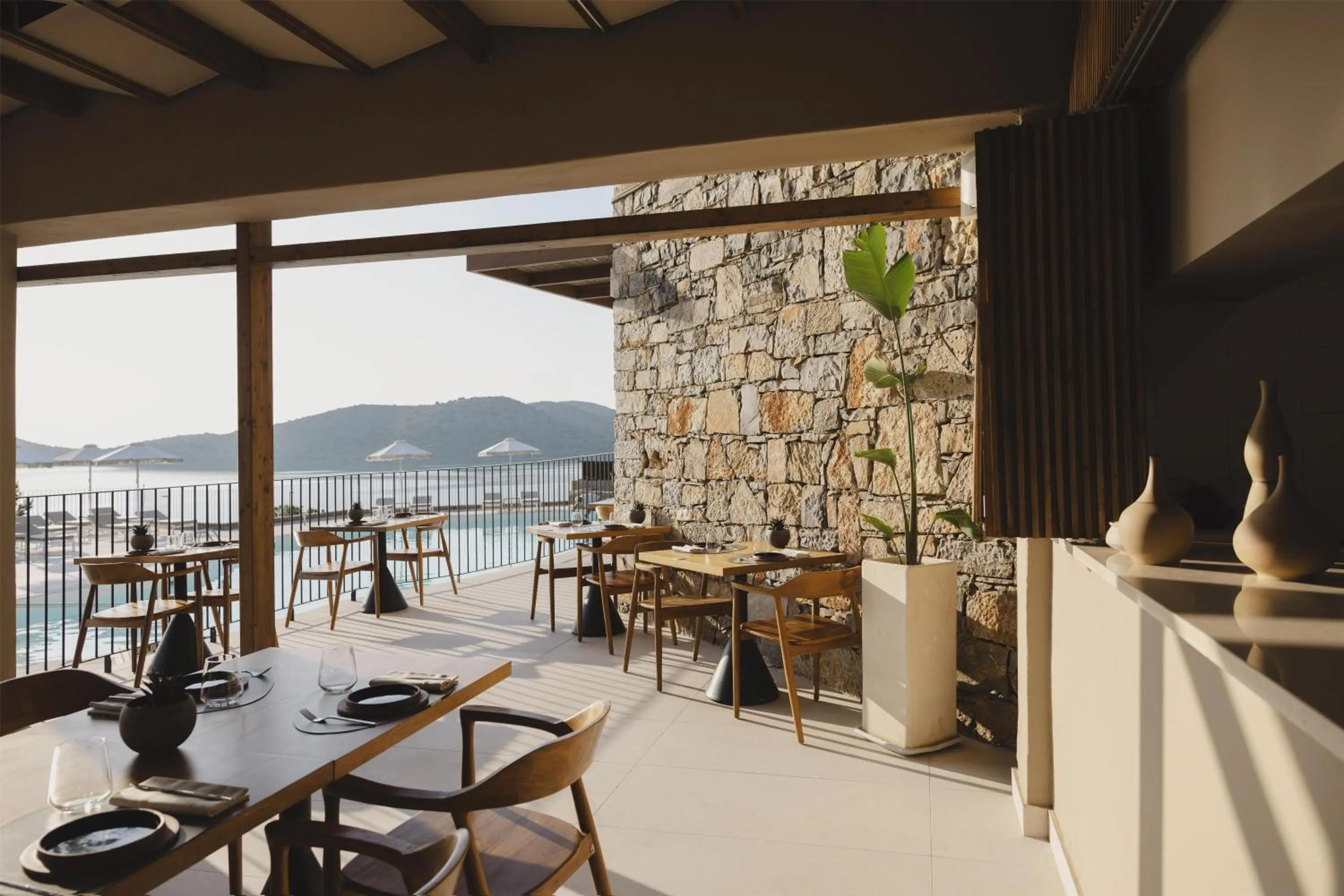 Restaurant/places to eat in Domes Aulus Elounda All-Inclusive Resort, Adults only, Curio by Hilton