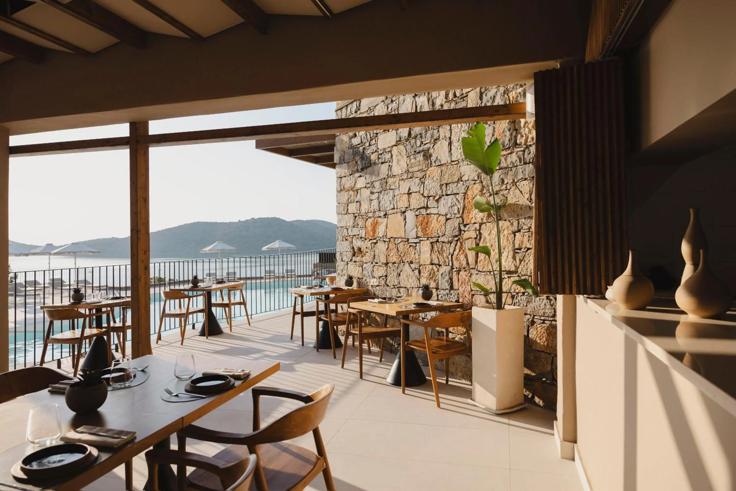 Restaurant/places to eat in Domes Aulus Elounda All-Inclusive Resort, Adults only, Curio by Hilton