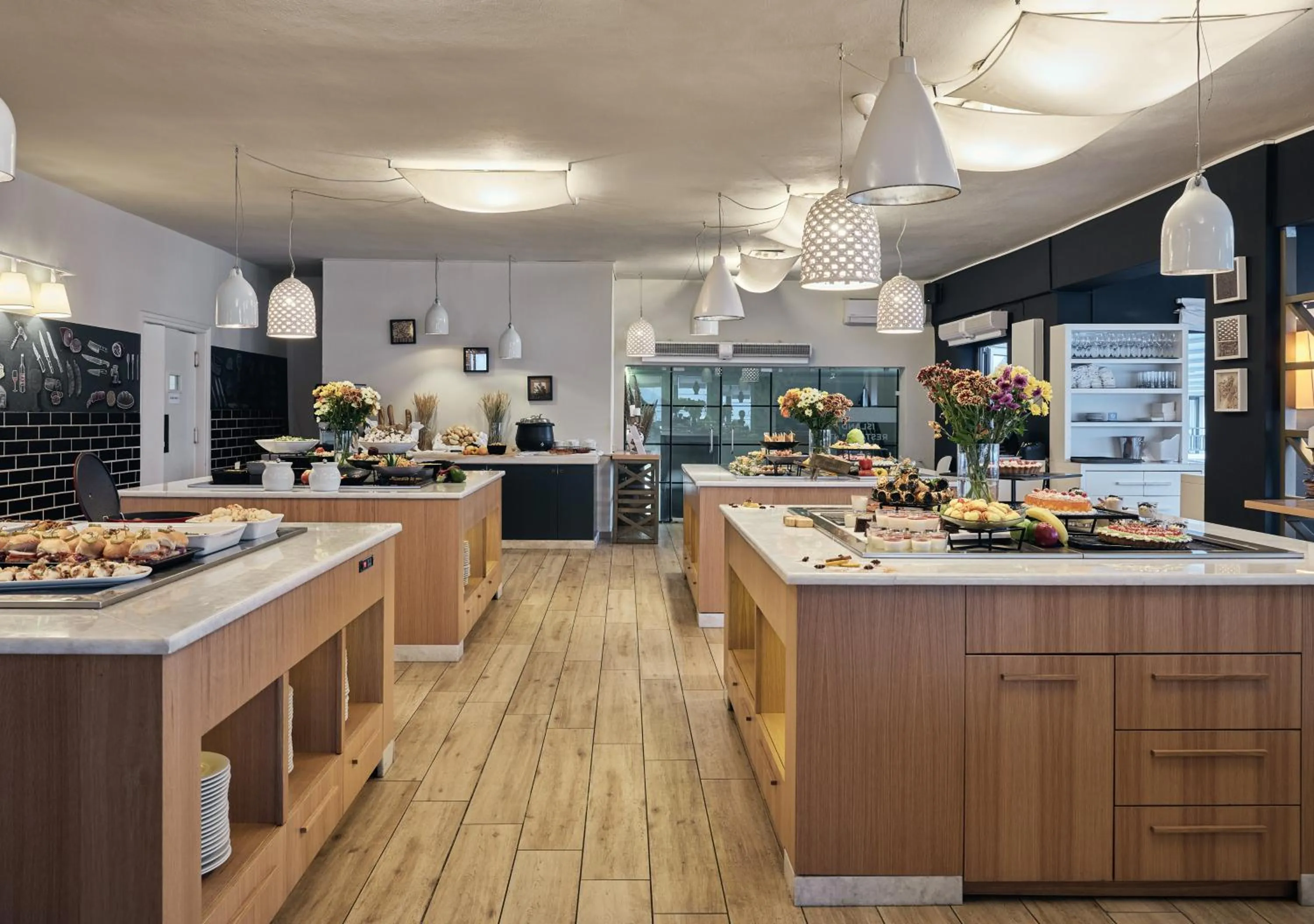 Restaurant/places to eat in Domes Aulus Elounda All-Inclusive Resort, Adults only, Curio by Hilton