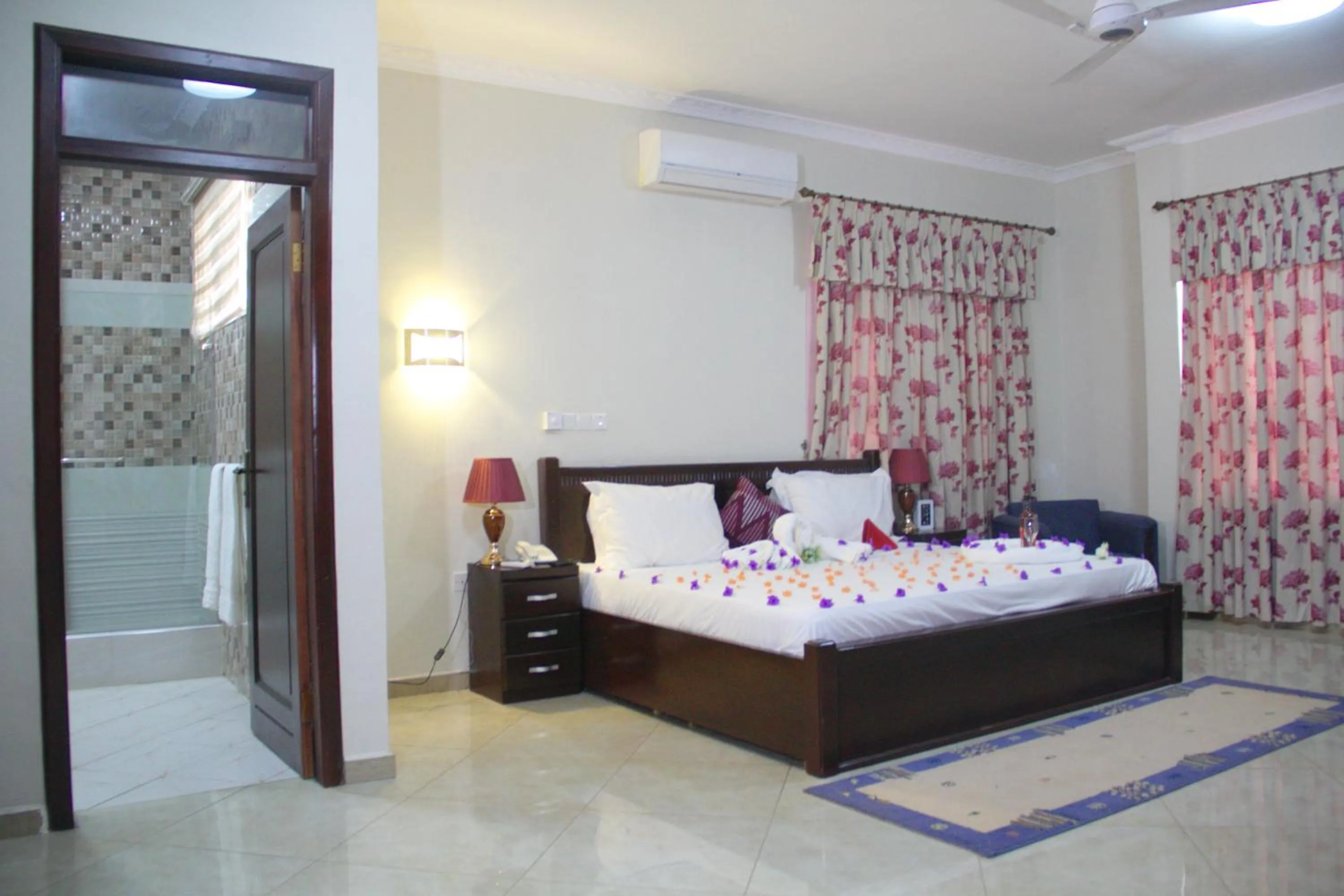 Photo of the whole room in Gold Plus Hotel Ghana