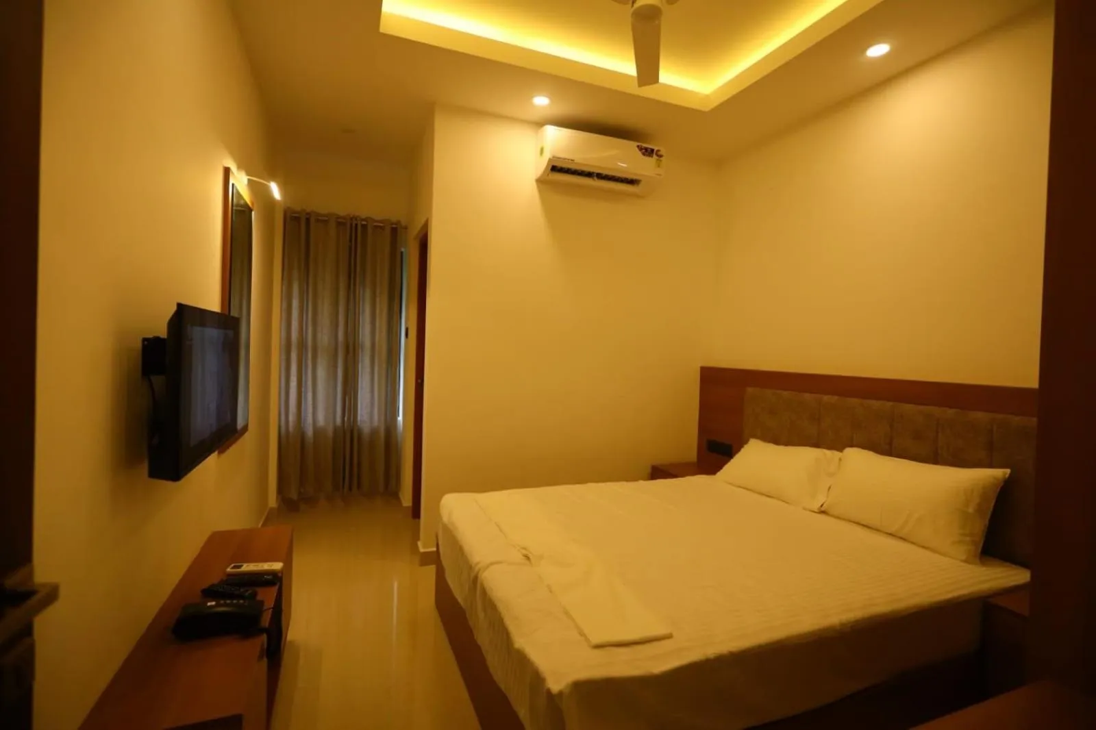 Bed in Royale Revera