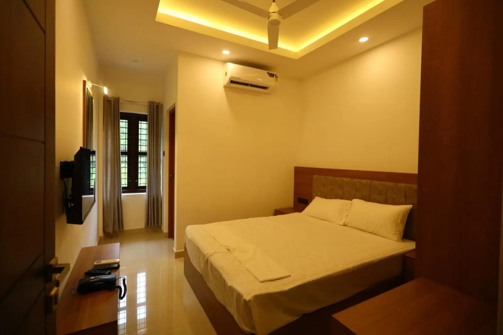 Bed in Royale Revera